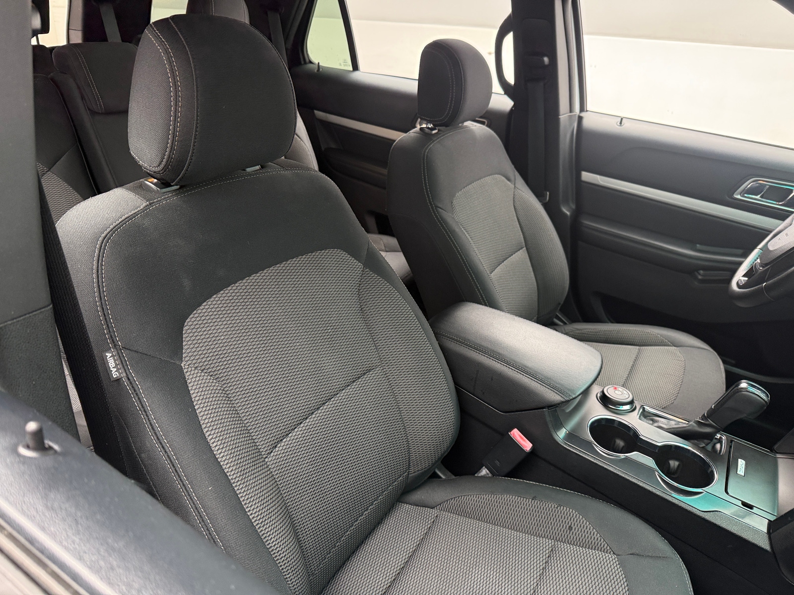 Thumbnail: 2016 Ford Explorer - 2