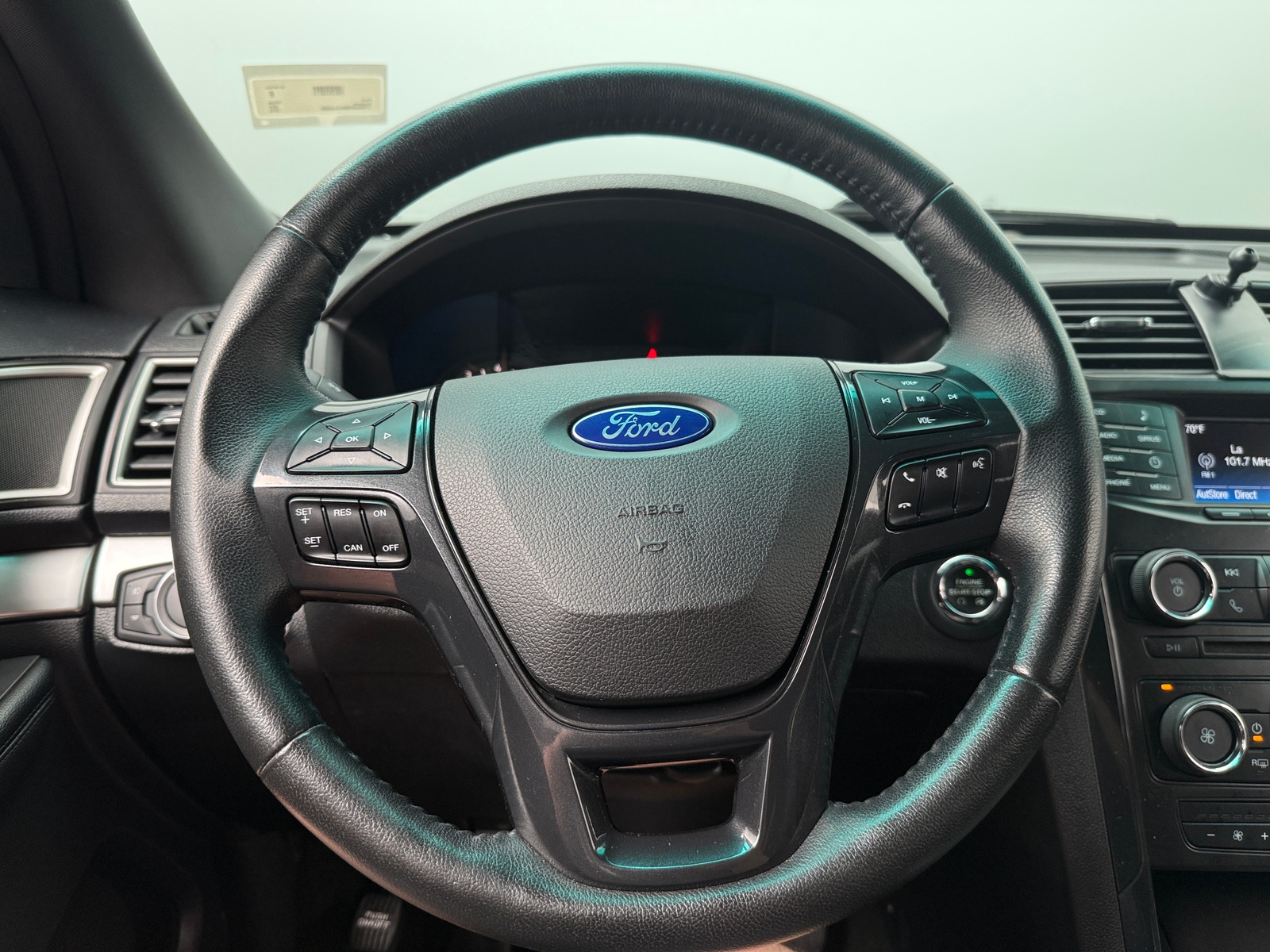 Thumbnail: 2016 Ford Explorer - 5