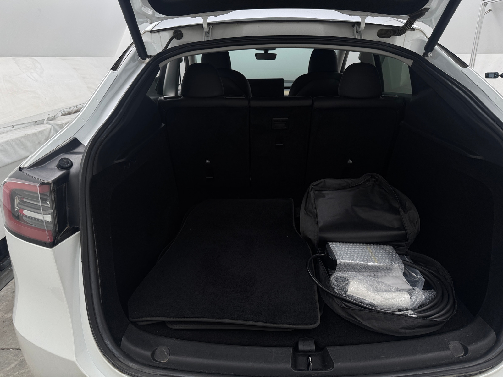 Thumbnail: 2022 Tesla Model Y - 6