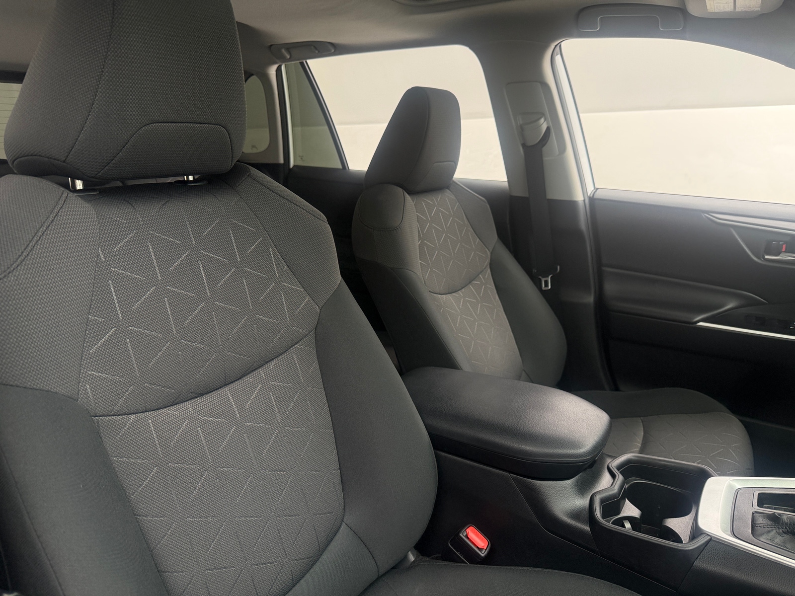 Thumbnail: 2019 Toyota RAV4 - 2