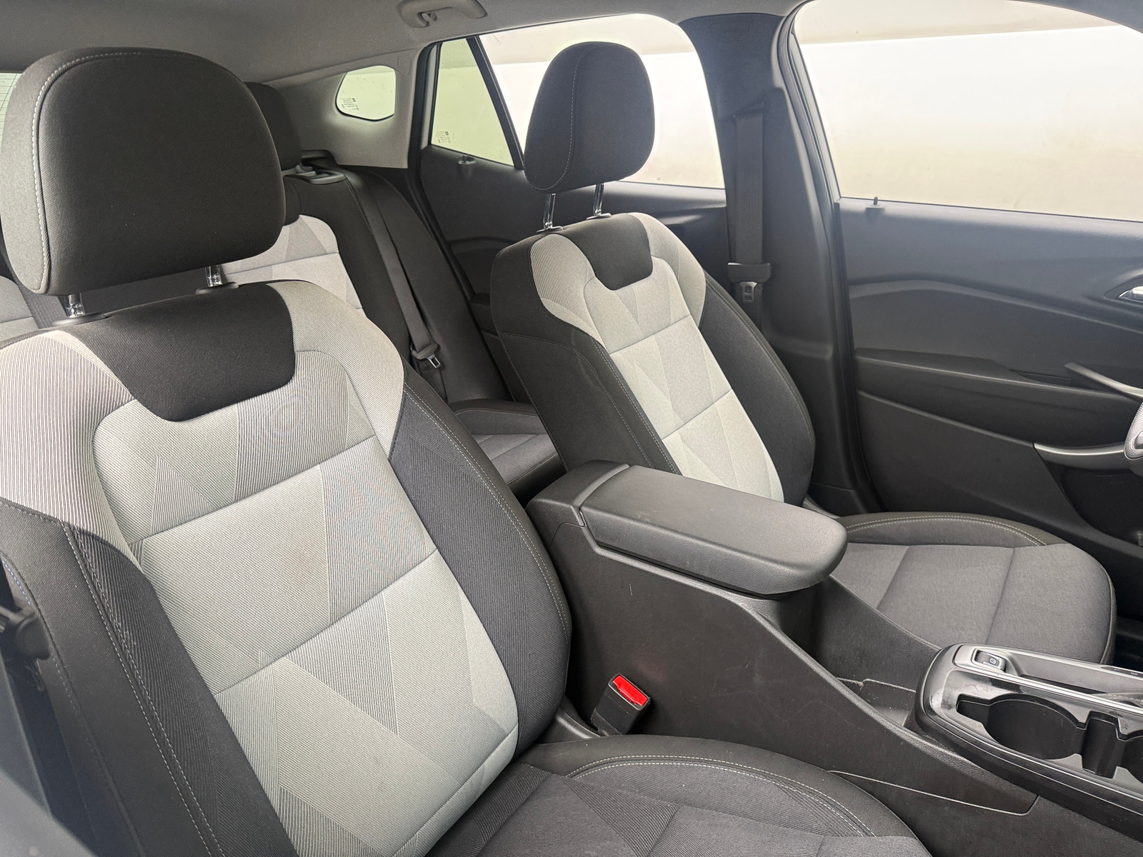 Thumbnail: 2026 Chevrolet Trax - 2