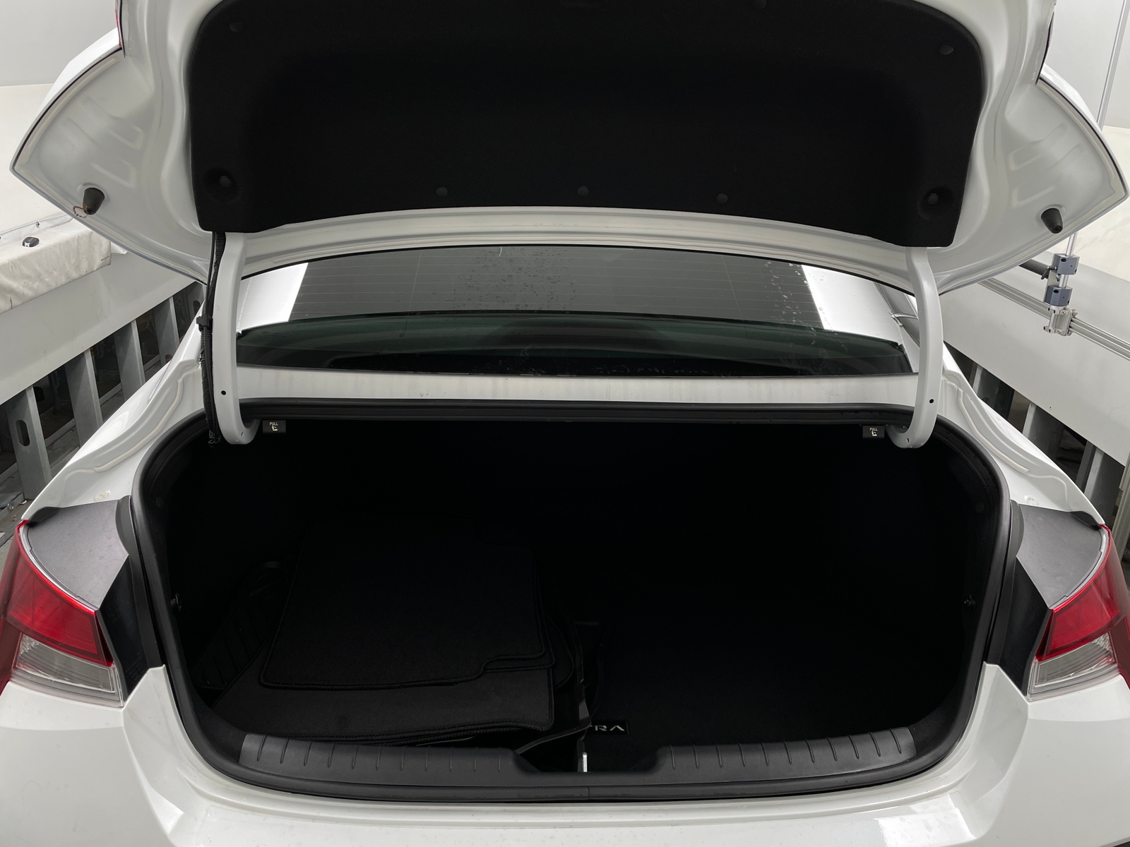 Thumbnail: 2026 Hyundai Elantra - 7