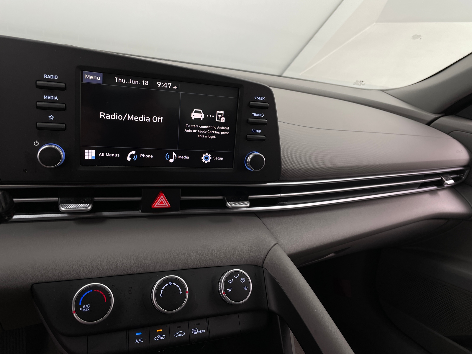Thumbnail: 2026 Hyundai Elantra - 4
