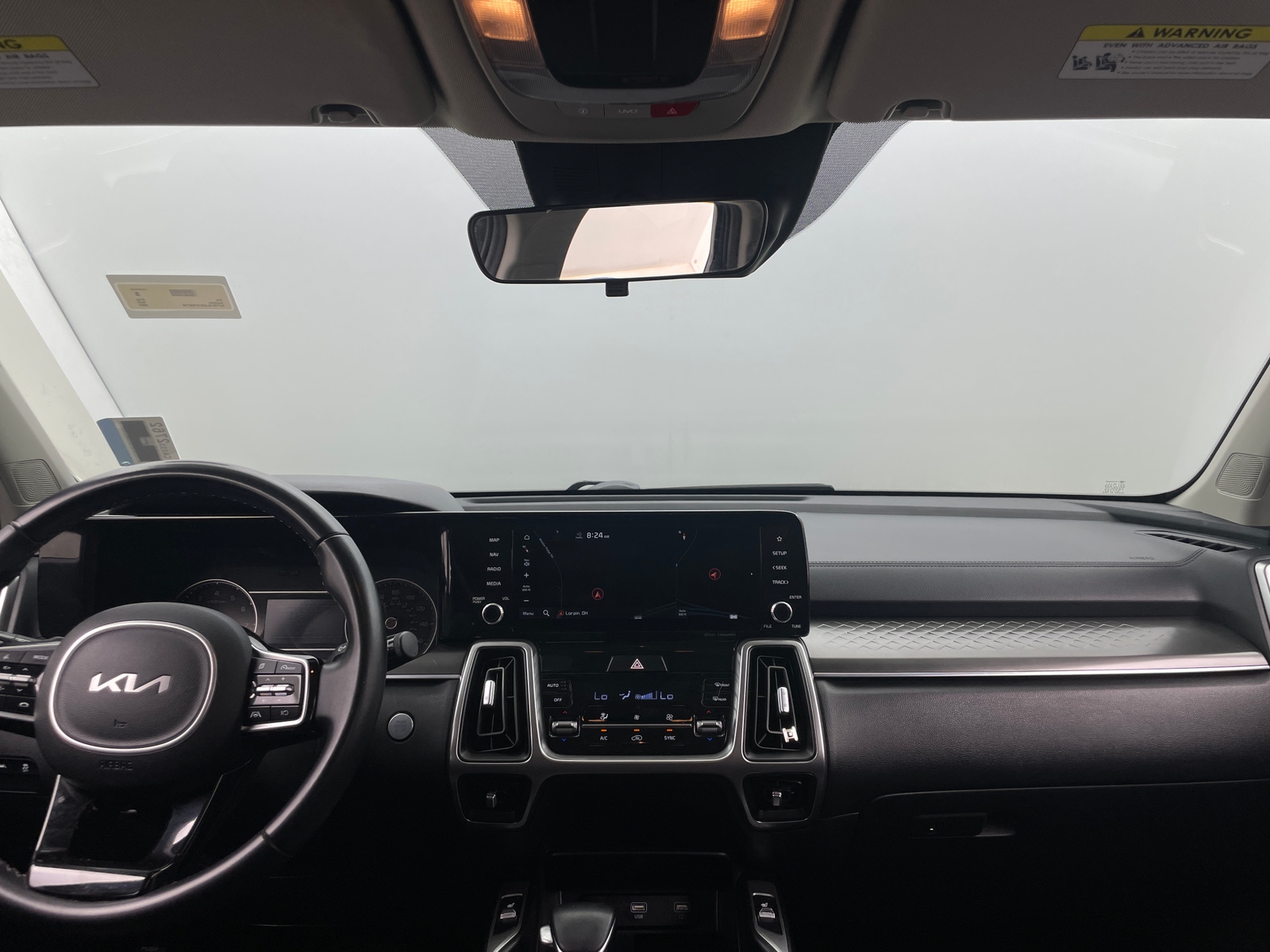 Thumbnail: 2022 Kia Sorento - 3