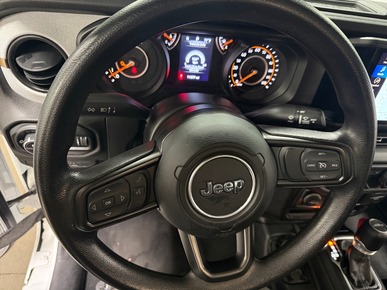 Thumbnail: 2025 Jeep Gladiator - 5
