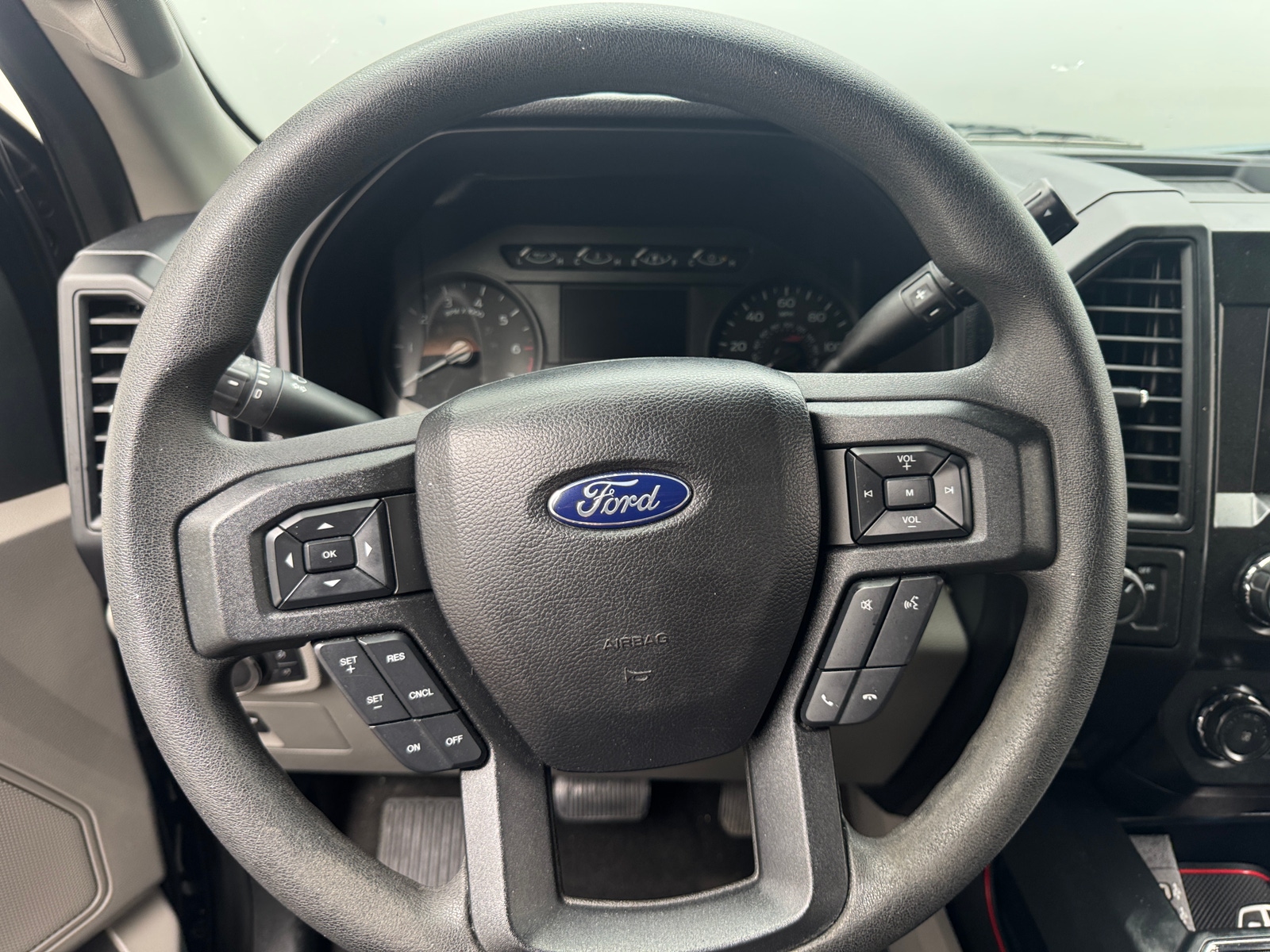 Thumbnail: 2020 Ford Econoline - 5