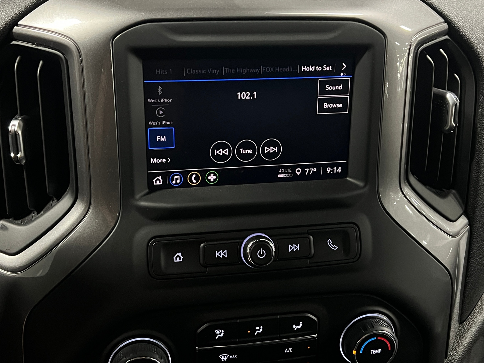 Thumbnail: 2024 Chevrolet Silverado 1500 - 4
