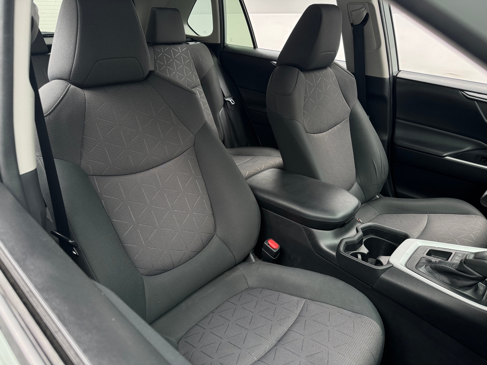 Thumbnail: 2019 Toyota RAV4 - 2