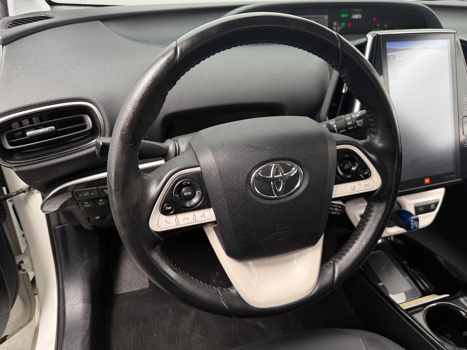Thumbnail: 2018 Toyota Prius - 5