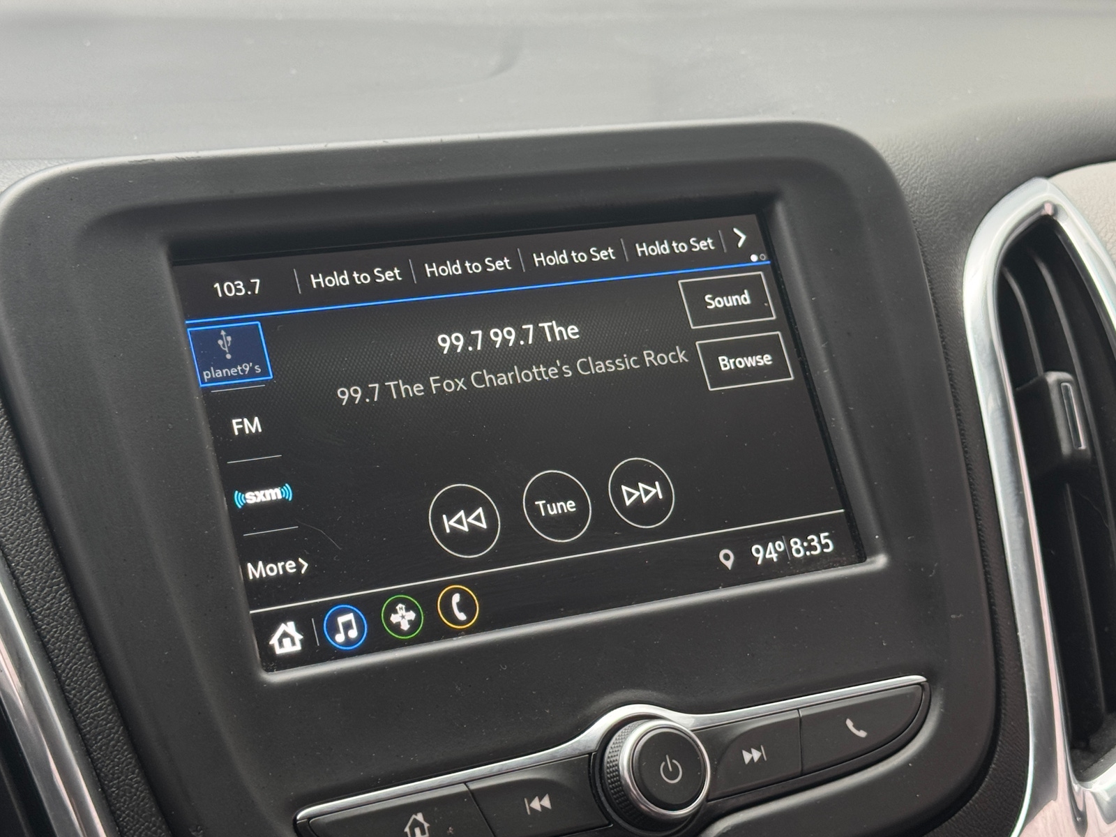 Thumbnail: 2019 Chevrolet Equinox - 4