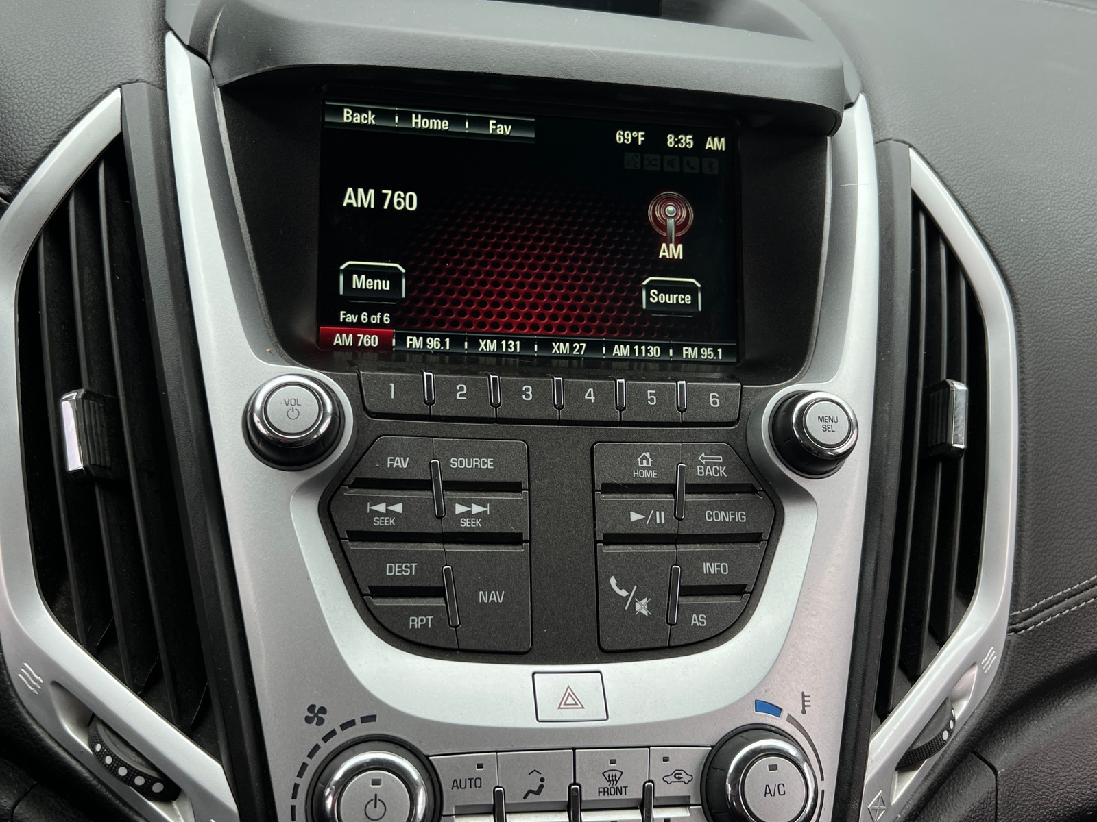 Thumbnail: 2017 GMC Terrain - 3