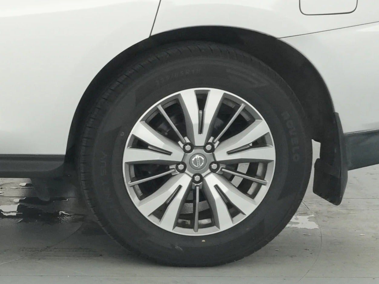 2019 Nissan Pathfinder S - Photo 15