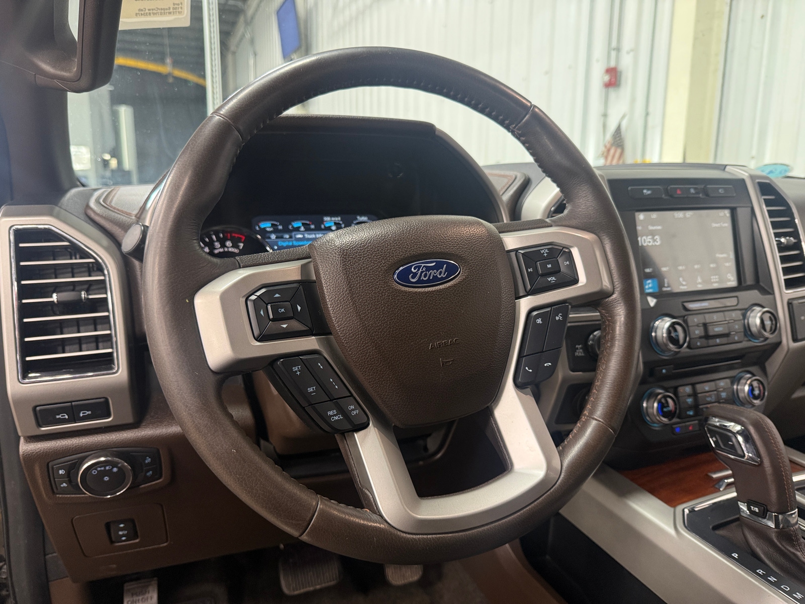 Thumbnail: 2017 Ford Econoline - 4