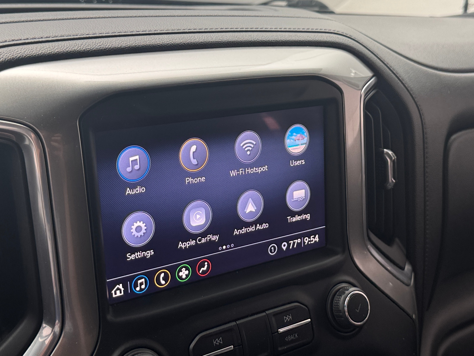 Thumbnail: 2020 Chevrolet Silverado 1500 - 4