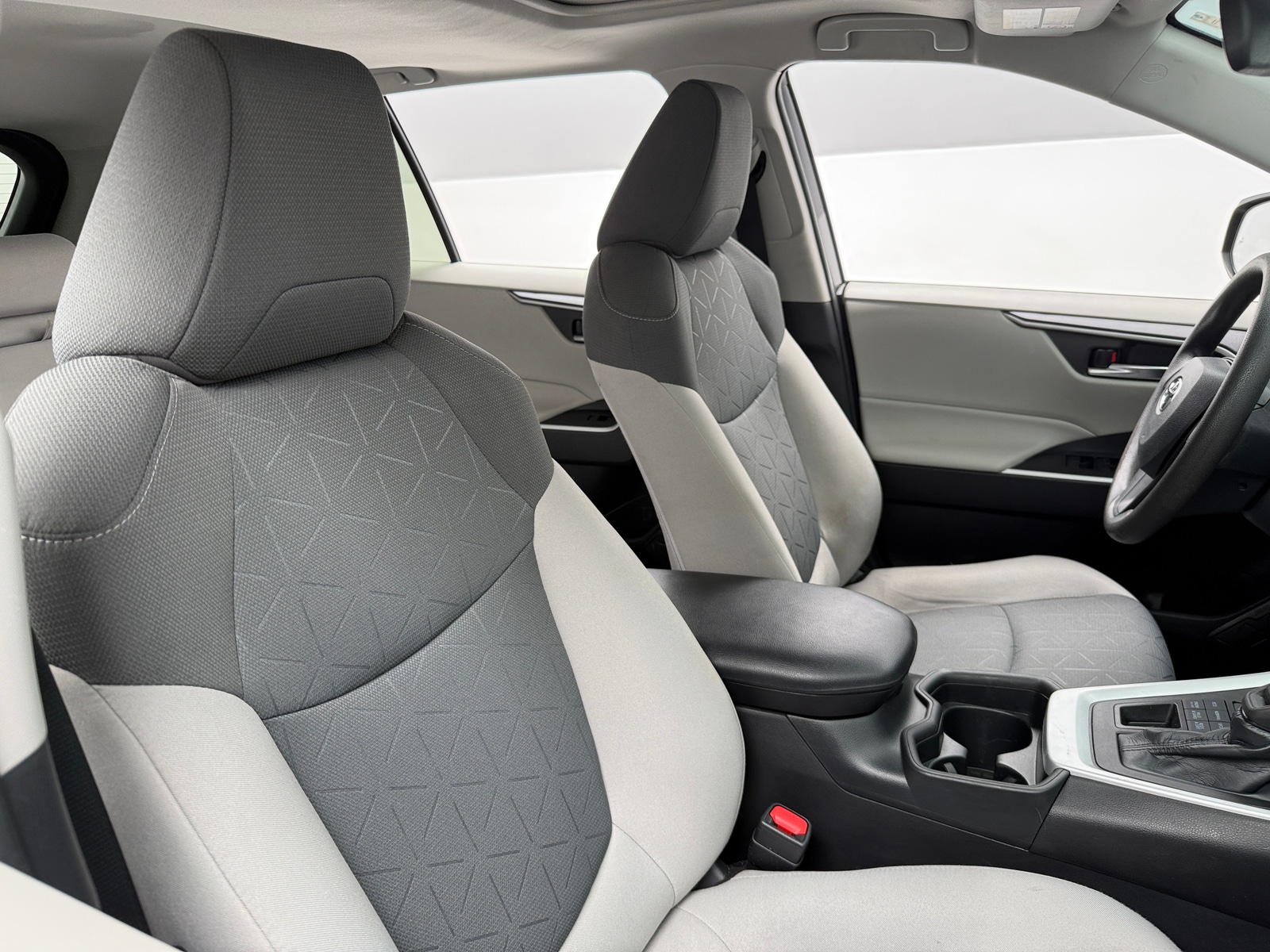 Thumbnail: 2020 Toyota RAV4 - 2