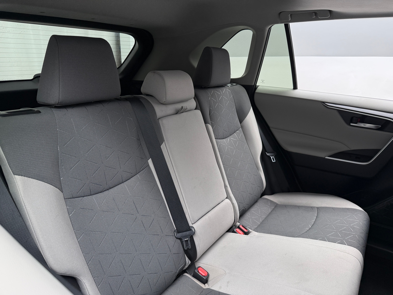 Thumbnail: 2020 Toyota RAV4 - 6