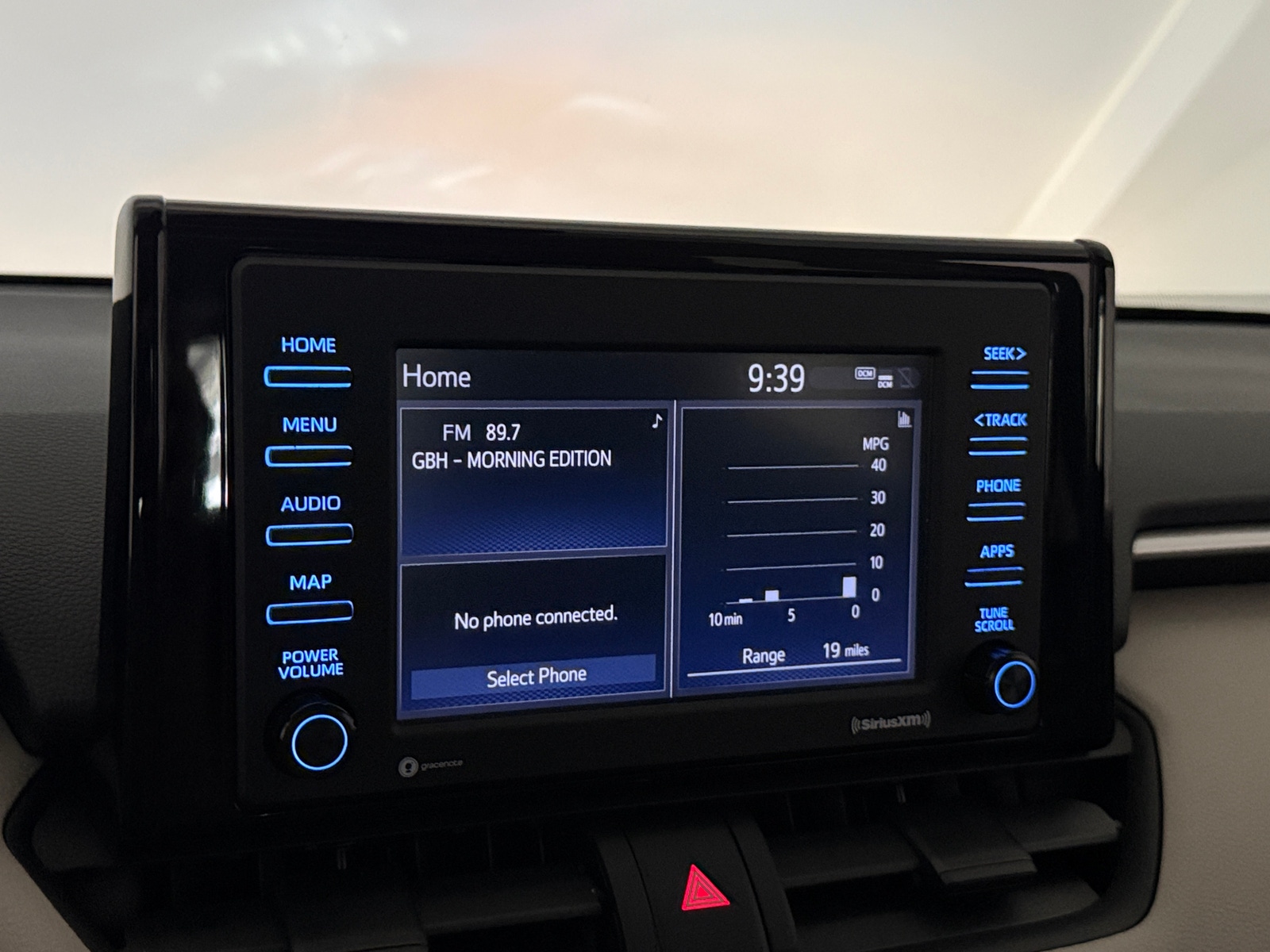 Thumbnail: 2020 Toyota RAV4 - 4