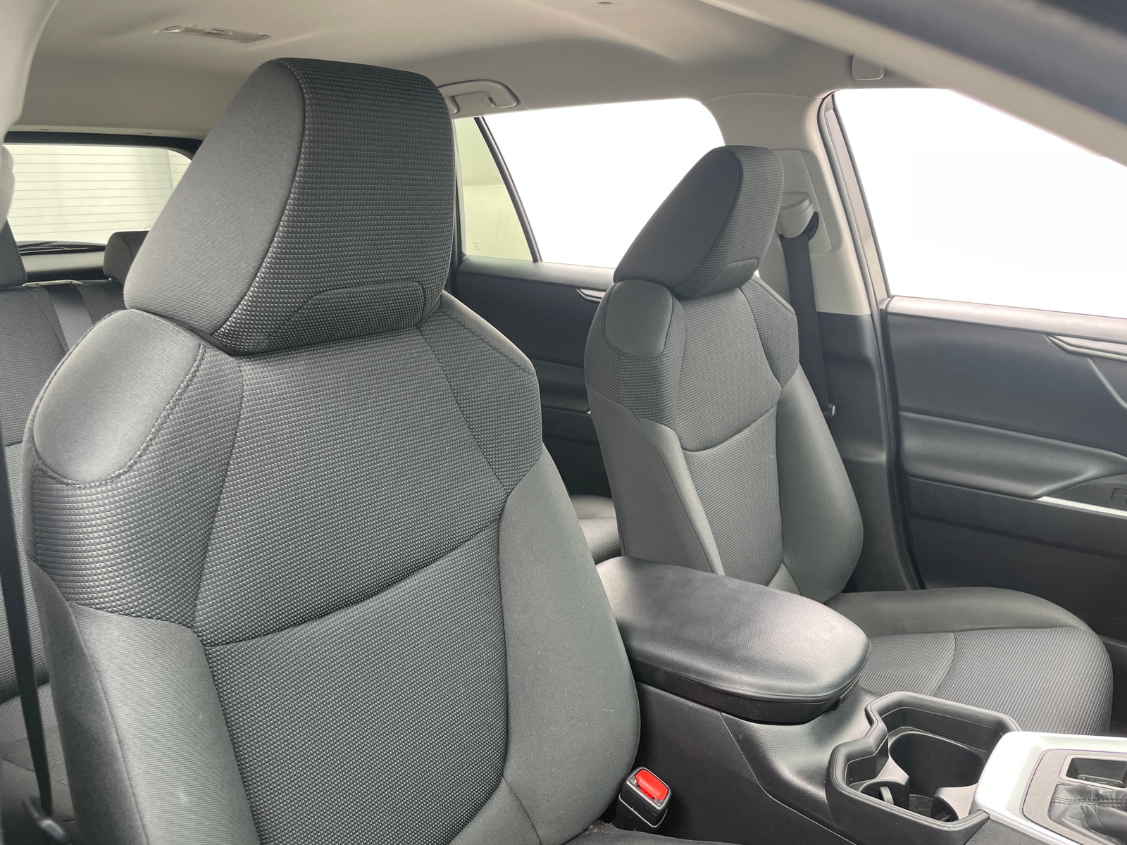 Thumbnail: 2021 Toyota RAV4 - 2