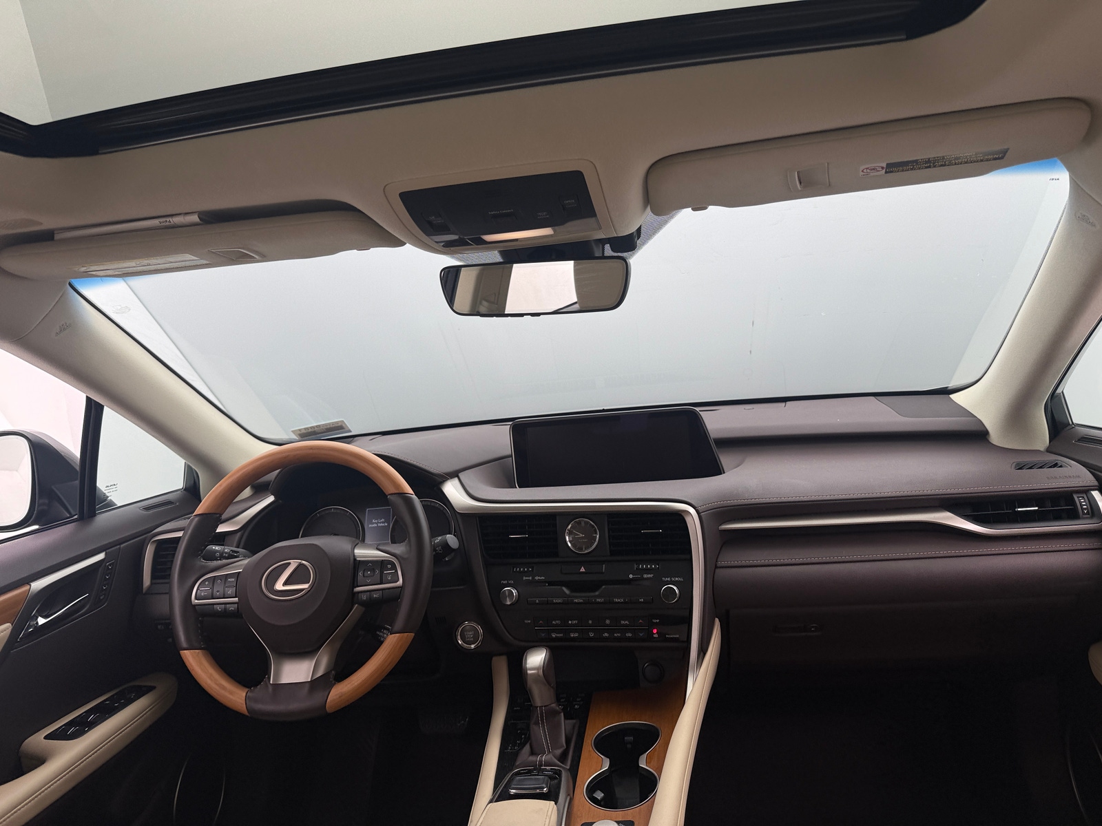 Thumbnail: 2019 Lexus RX - 3