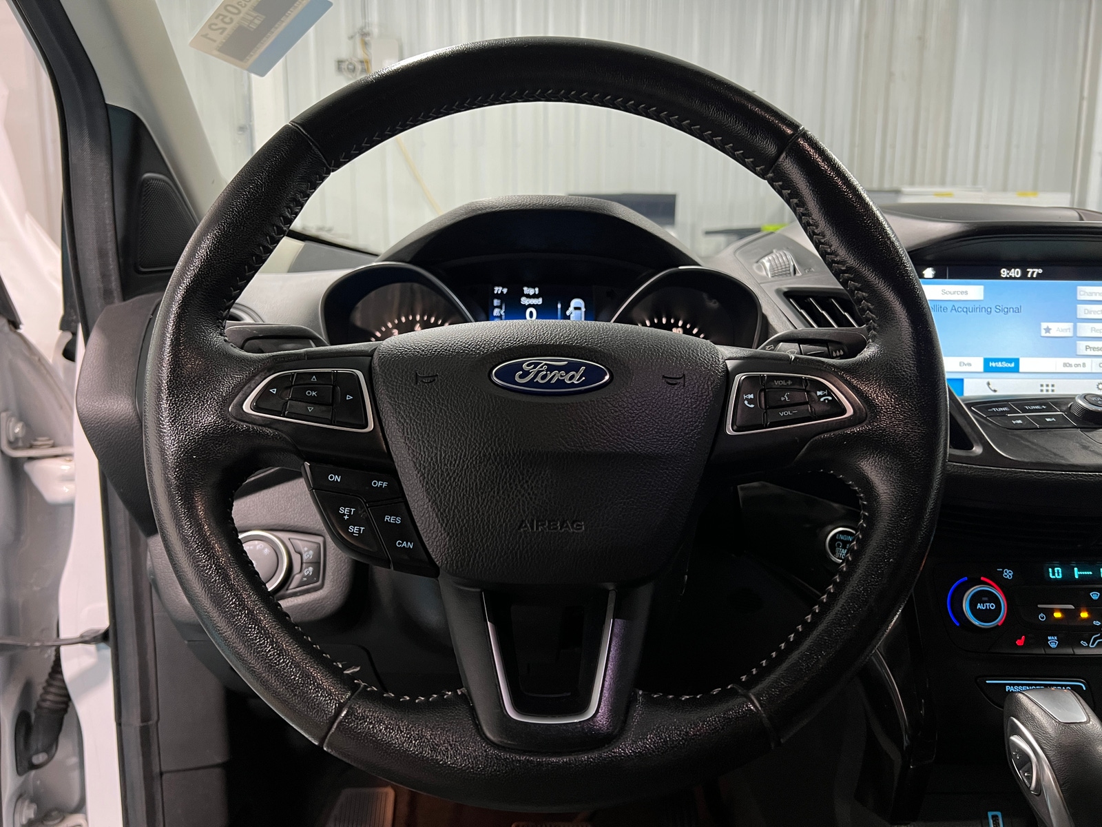 Thumbnail: 2019 Ford Escape - 5