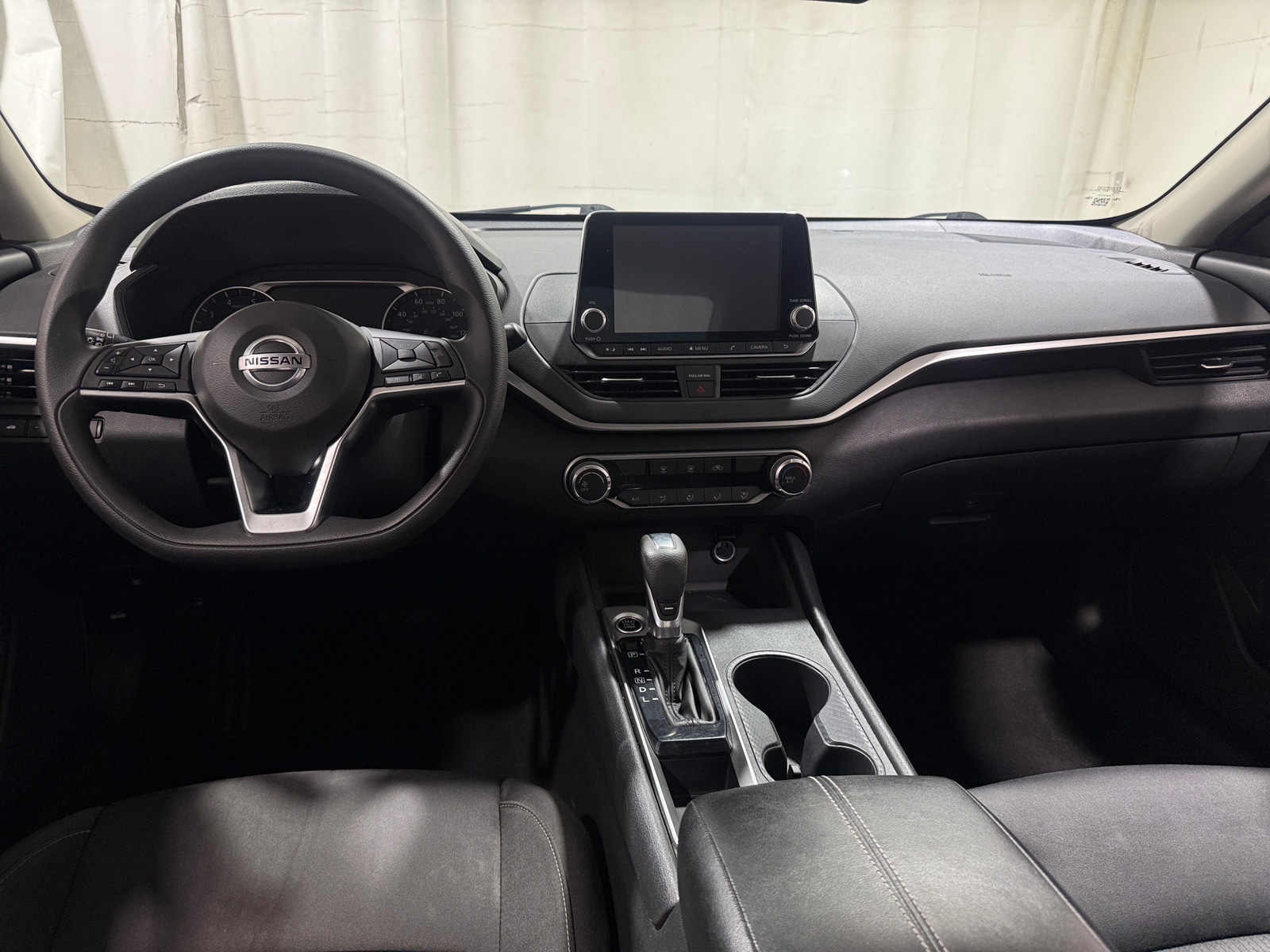 Thumbnail: 2020 Nissan Altima - 3