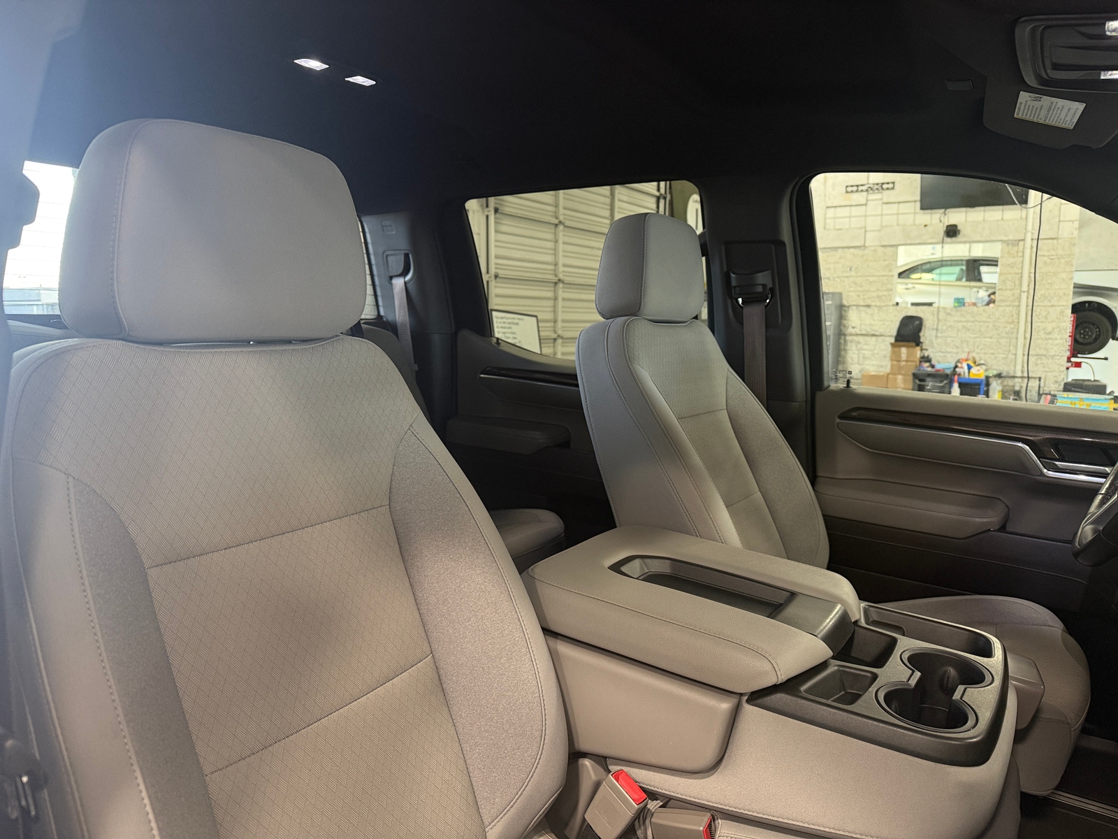 Thumbnail: 2022 Chevrolet Silverado 1500 - 2
