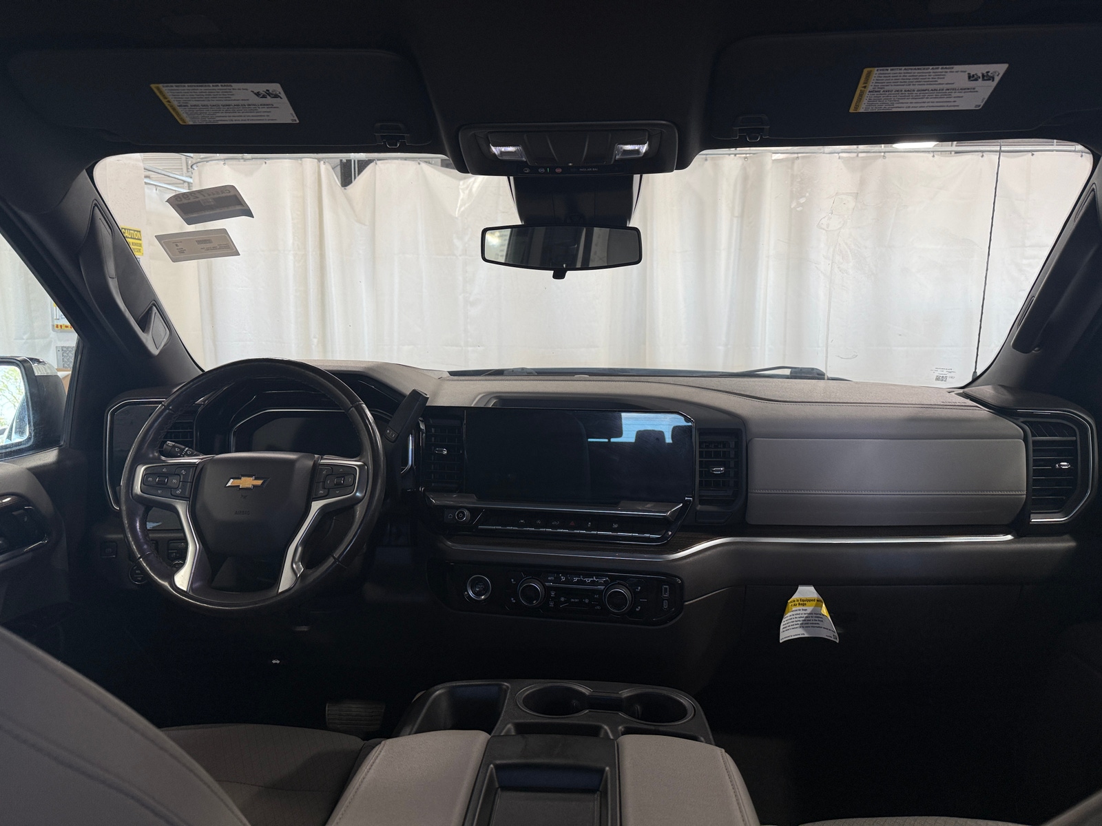 Thumbnail: 2022 Chevrolet Silverado 1500 - 3
