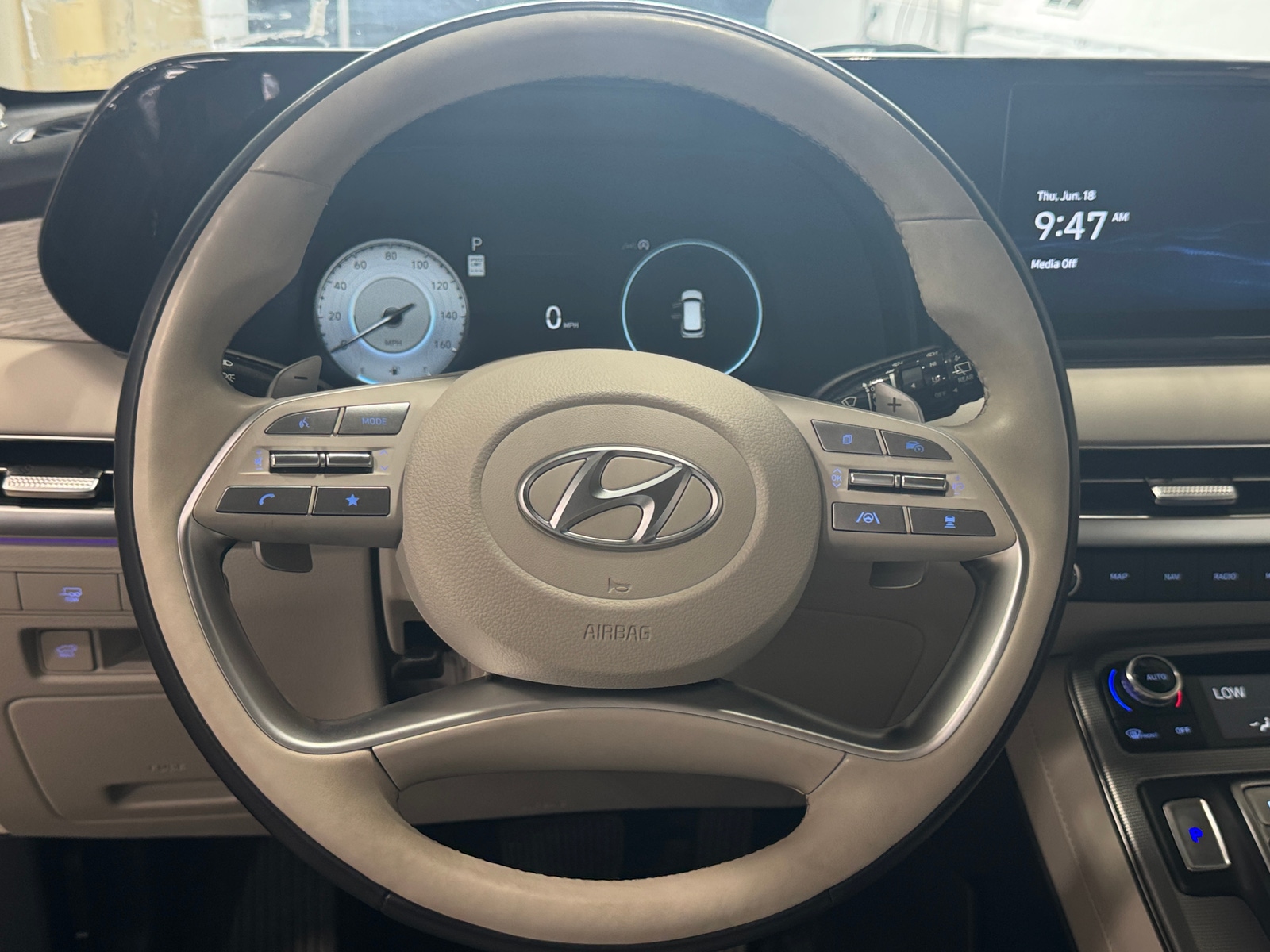 Thumbnail: 2023 Hyundai Palisade - 4