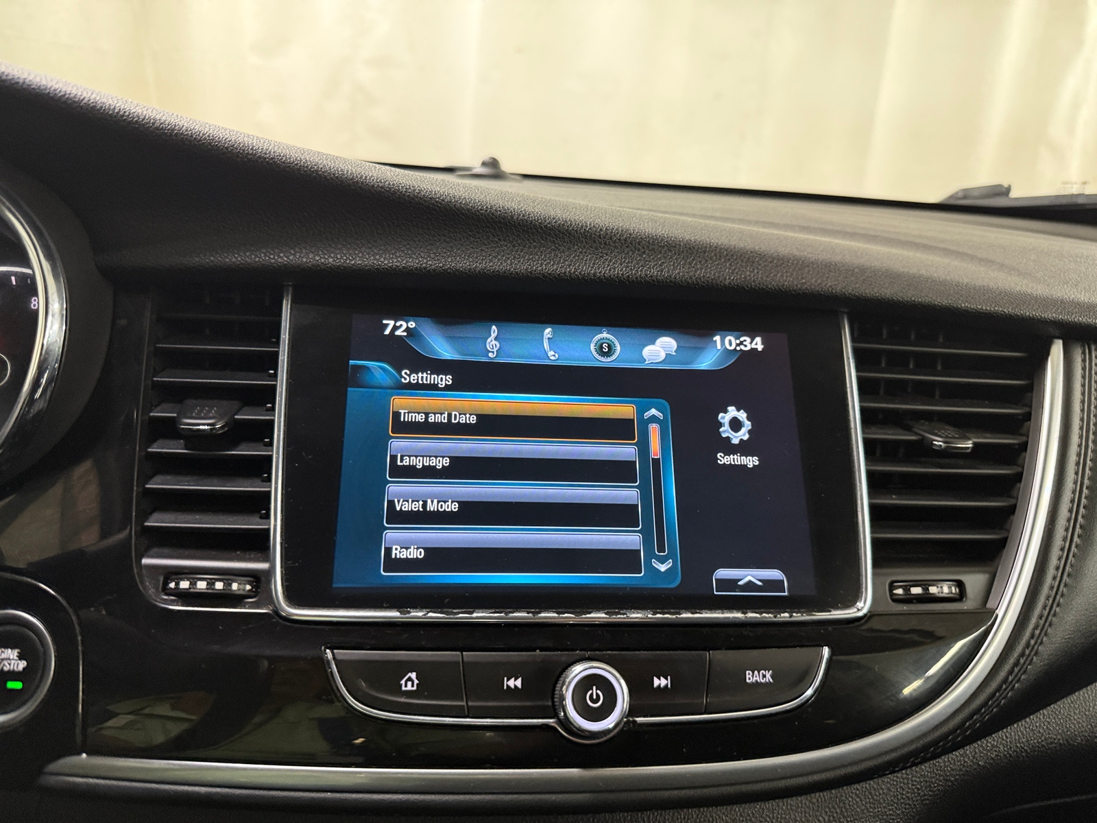Thumbnail: 2021 Buick Encore - 4