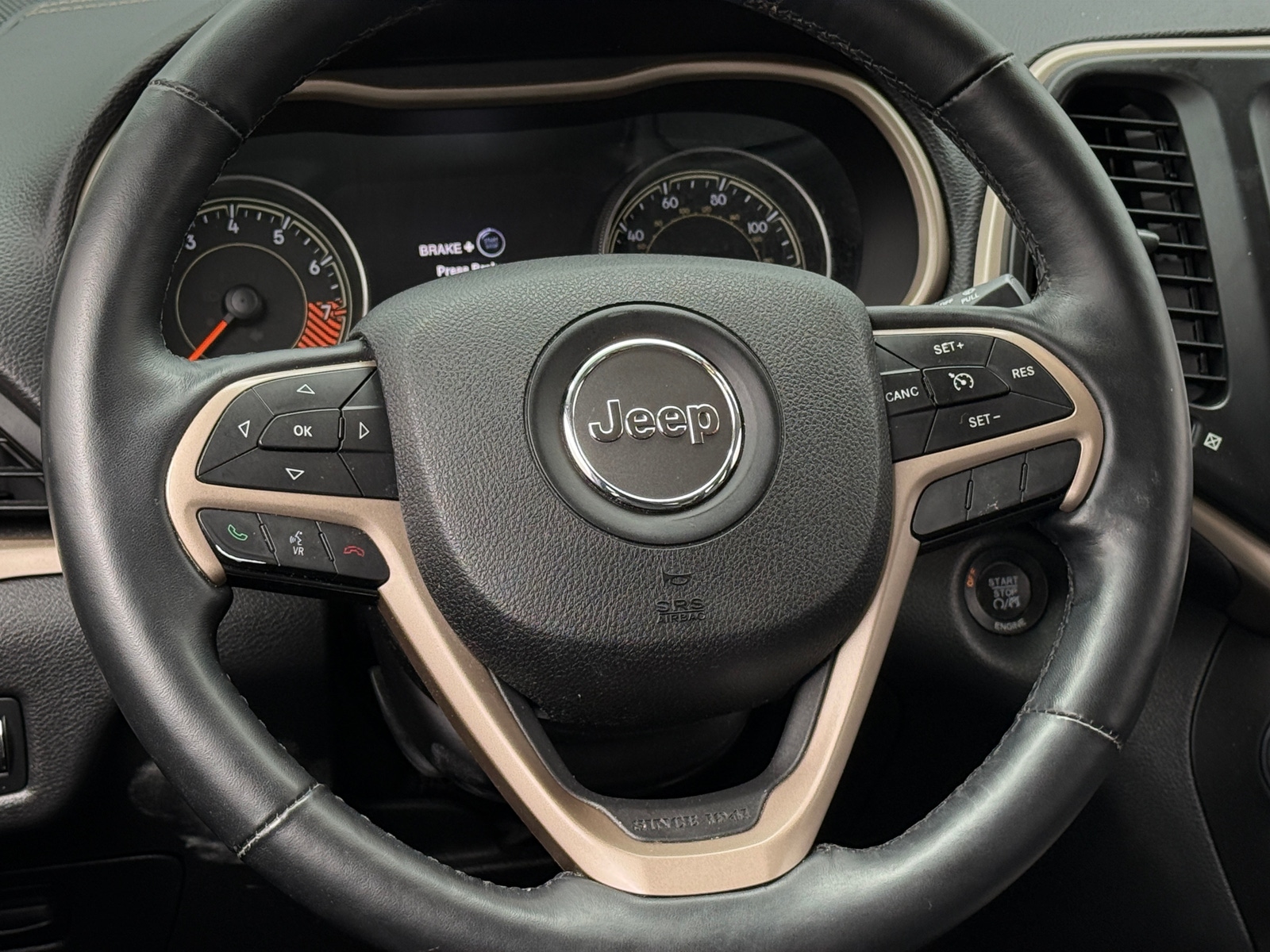 Thumbnail: 2015 Jeep Cherokee - 4