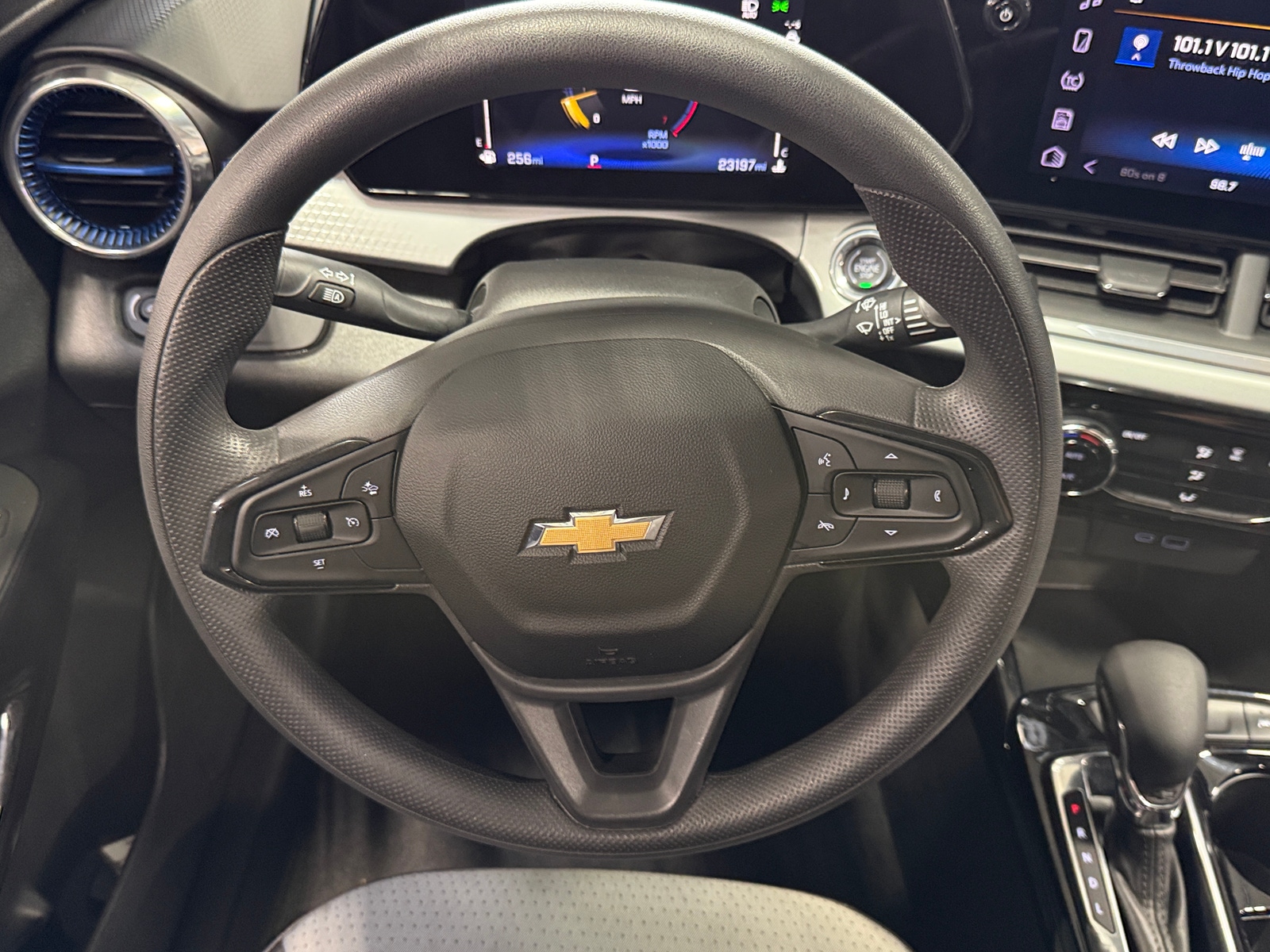 Thumbnail: 2025 Chevrolet Trax - 5