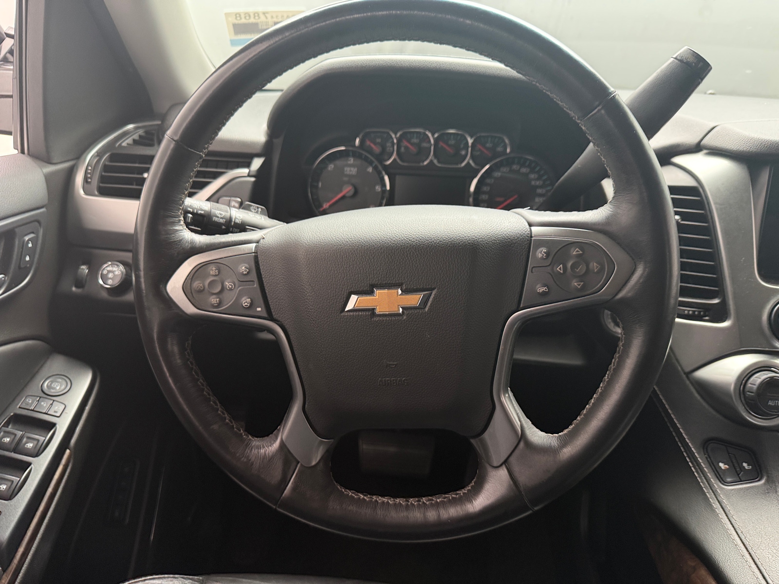 Thumbnail: 2017 Chevrolet Suburban - 4