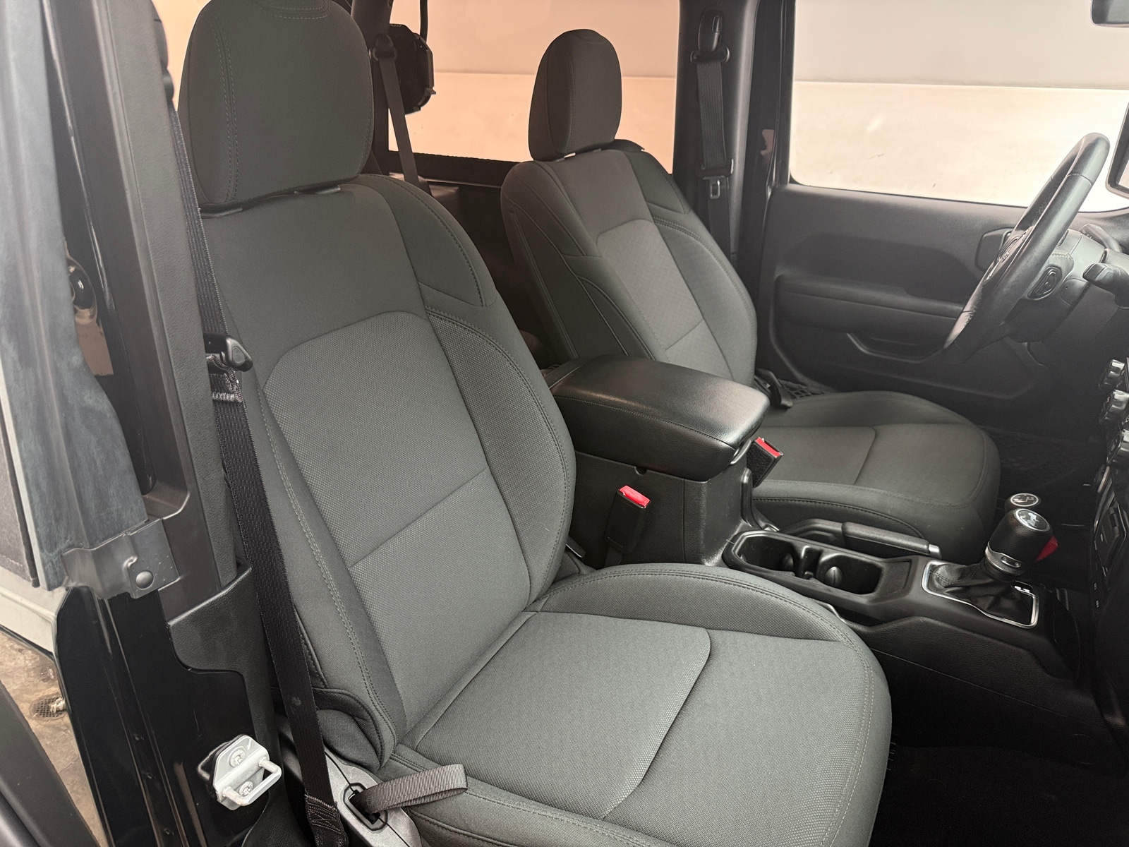 Thumbnail: 2022 Jeep Wrangler - 2