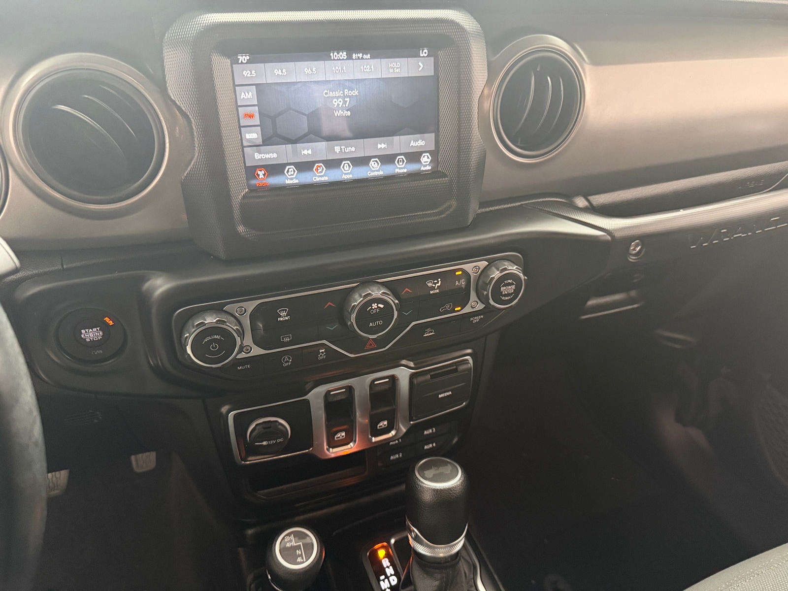 Thumbnail: 2022 Jeep Wrangler - 4