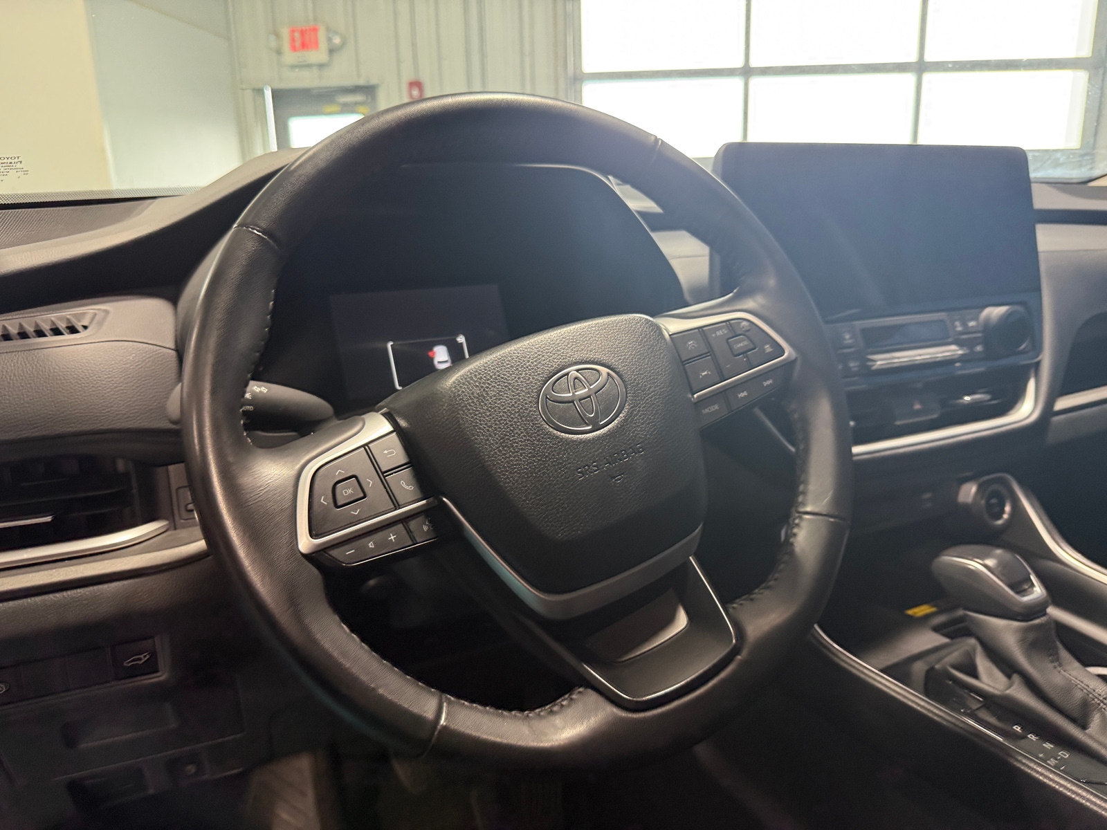 Thumbnail: 2025 Toyota Grand Highlander - 4