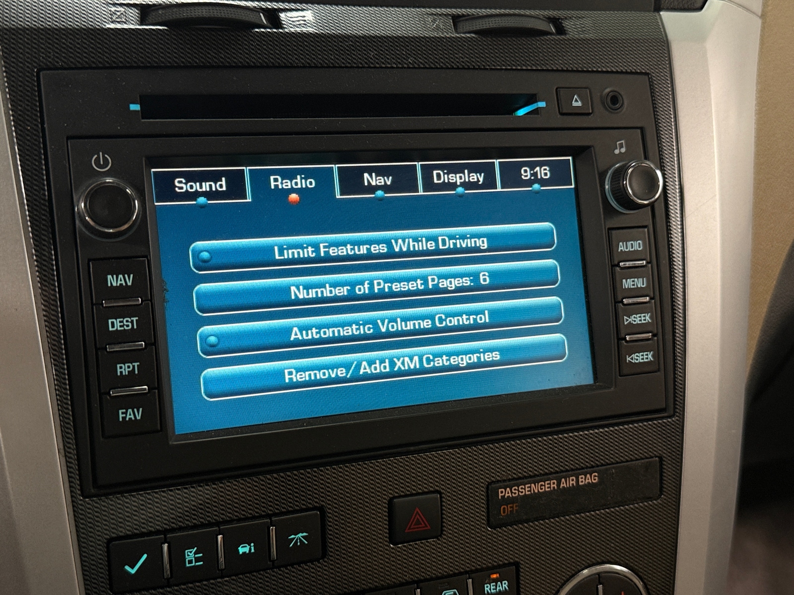 Thumbnail: 2012 Chevrolet Traverse - 3