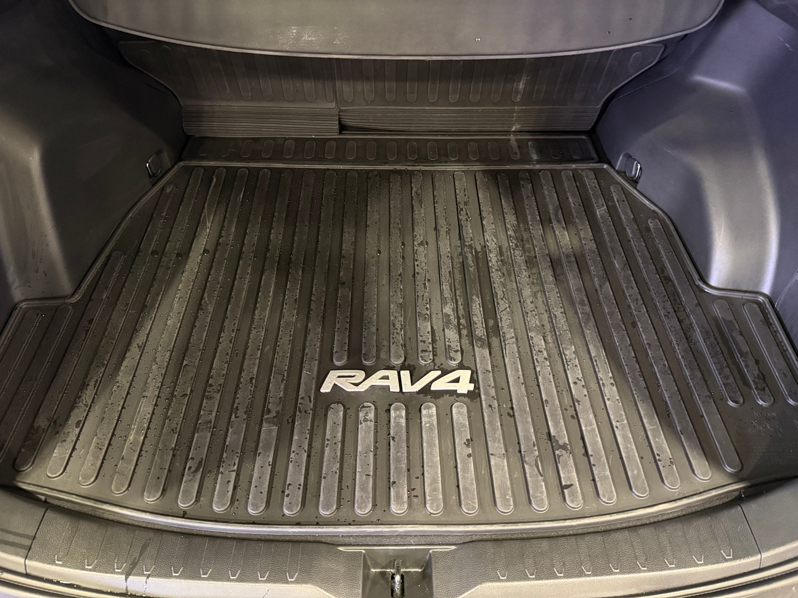 Thumbnail: 2025 Toyota RAV4 - 6