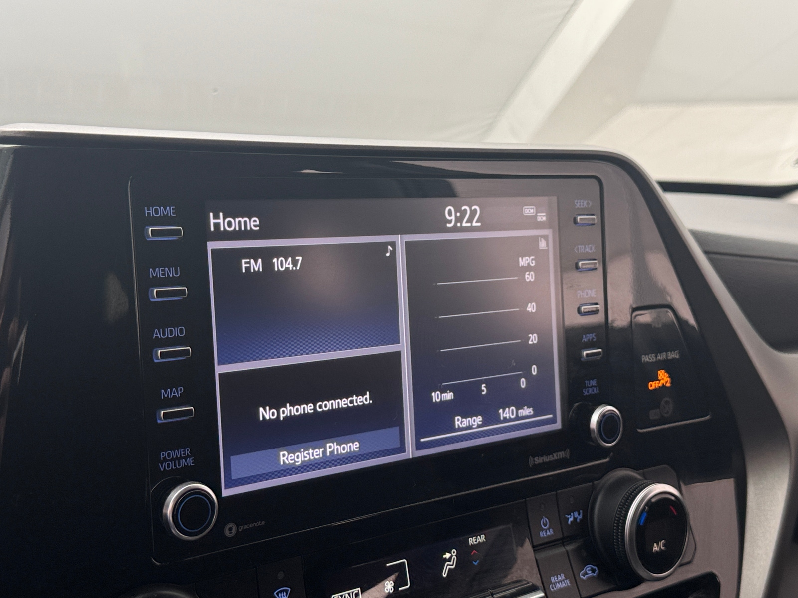 Thumbnail: 2022 Toyota Highlander - 4