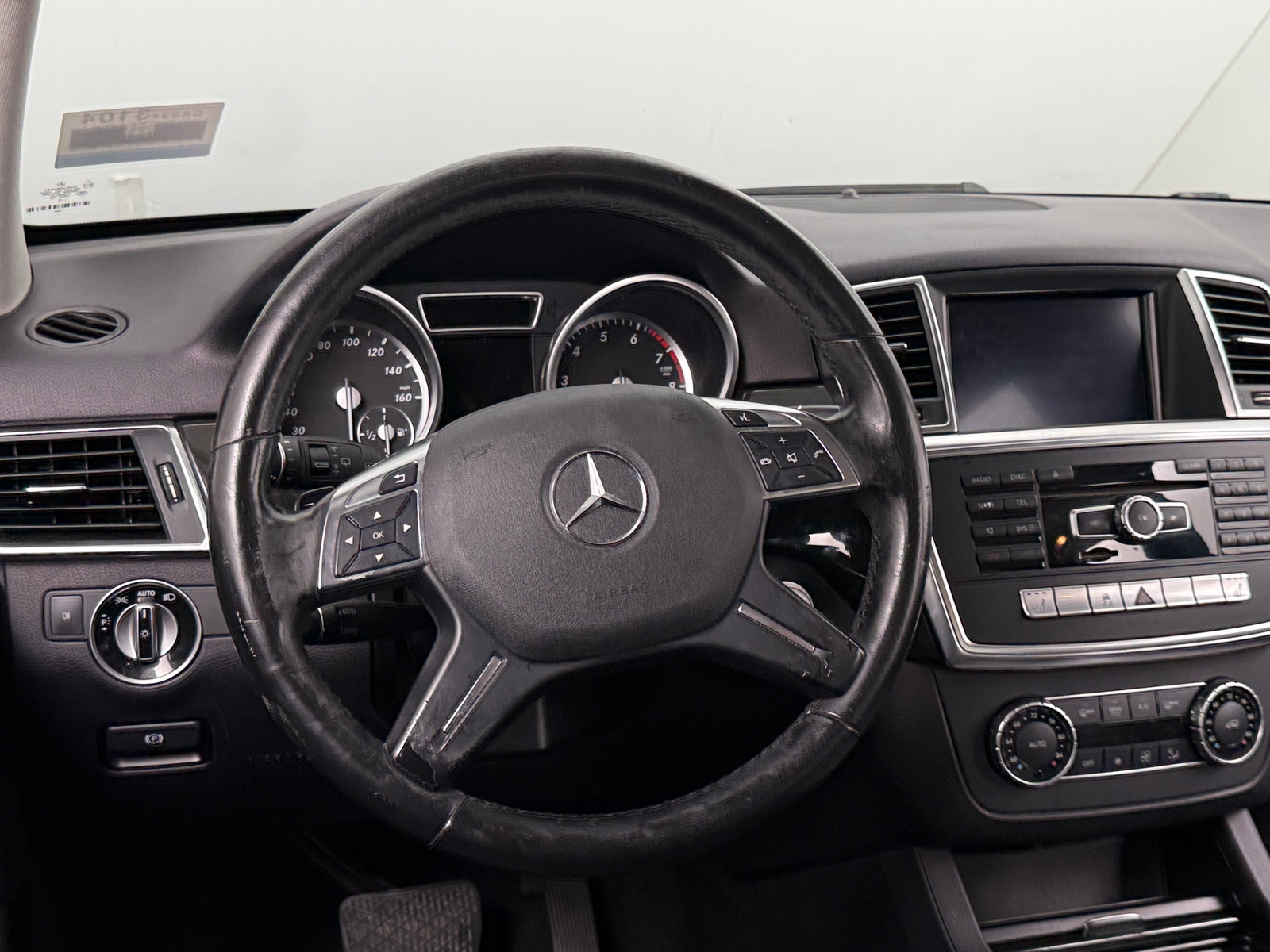 Thumbnail: 2015 Mercedes-Benz M-Class - 4