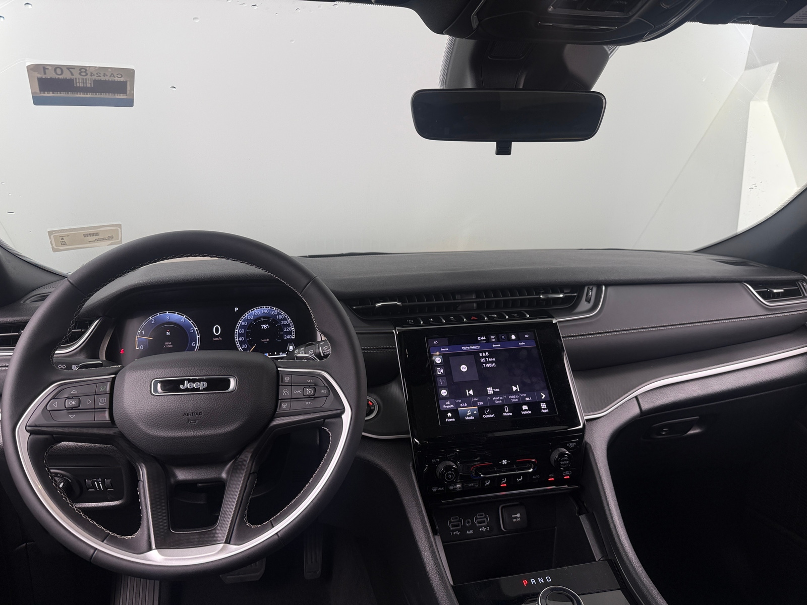 Thumbnail: 2025 Jeep Grand Cherokee - 3