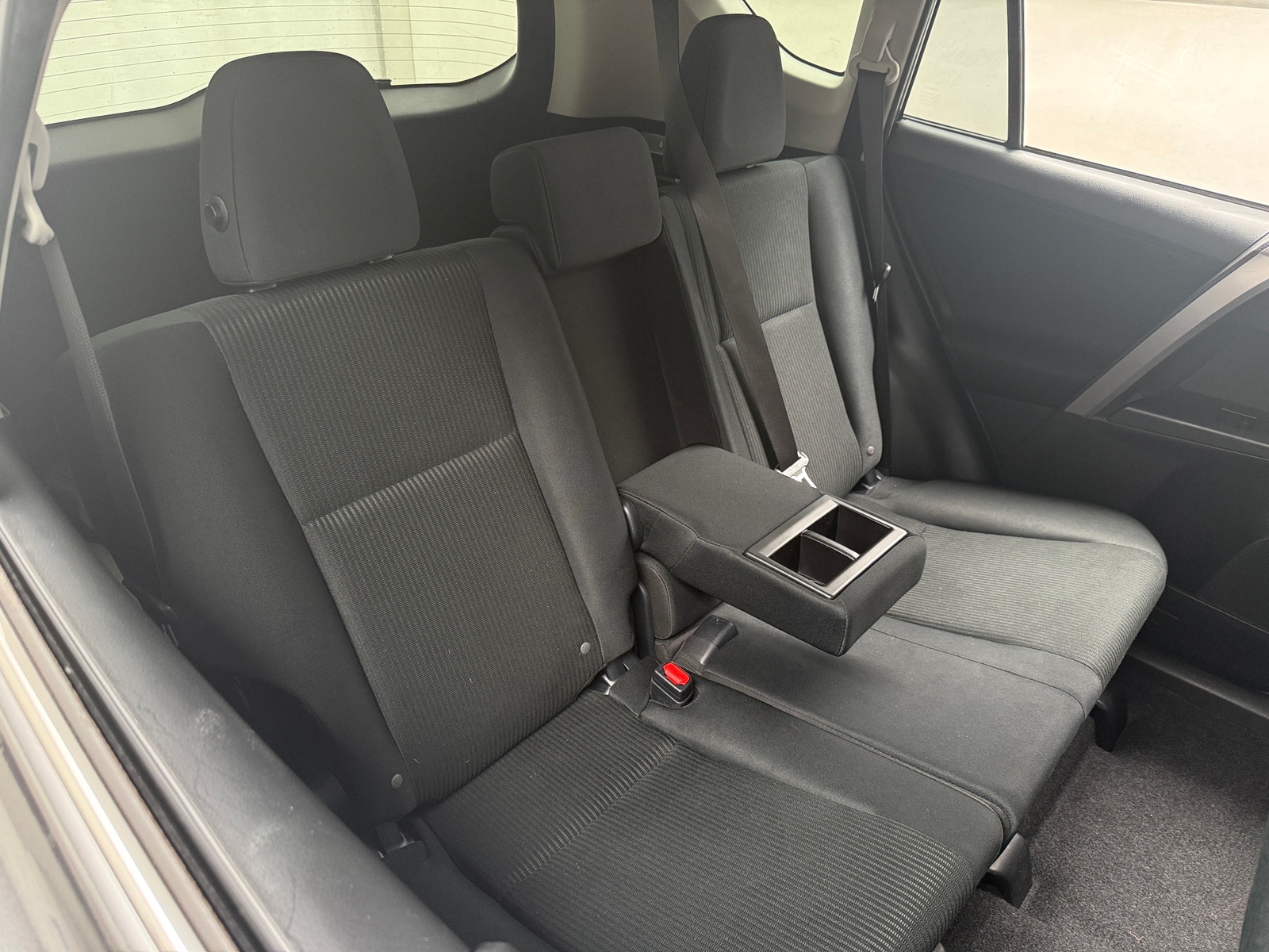 Thumbnail: 2017 Toyota RAV4 - 6