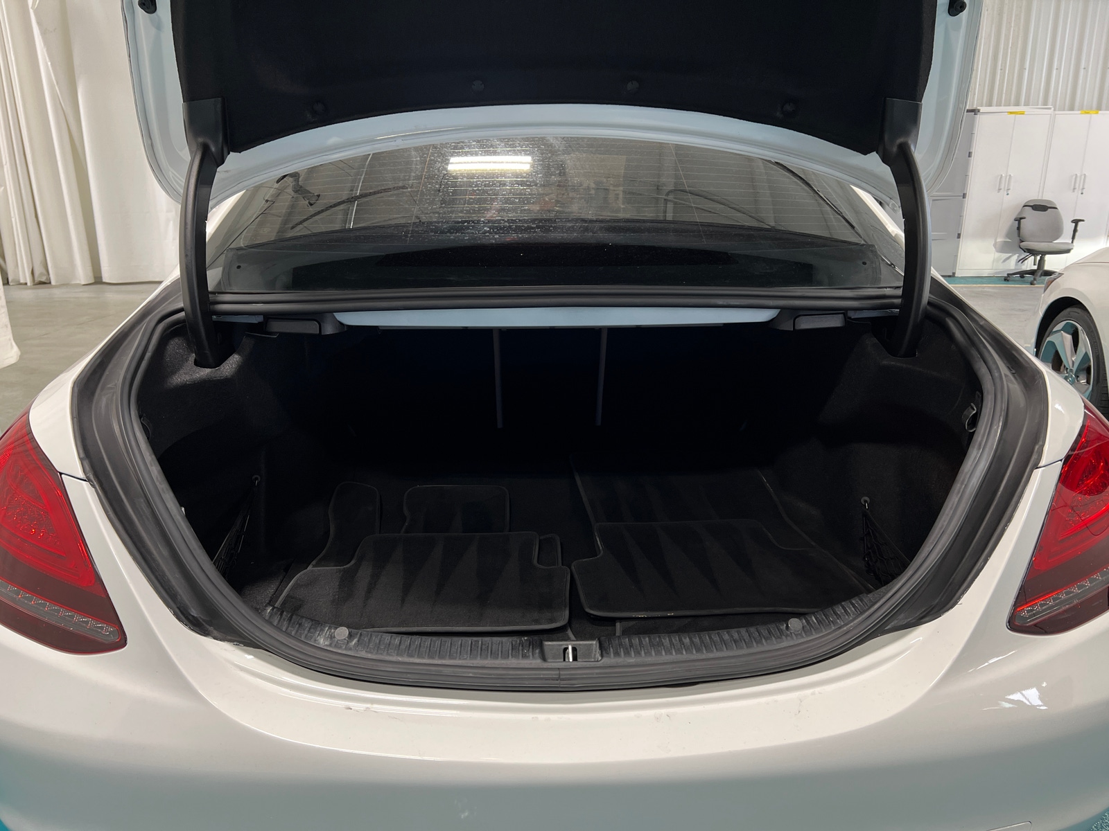 Thumbnail: 2019 Mercedes-Benz C-Class - 6