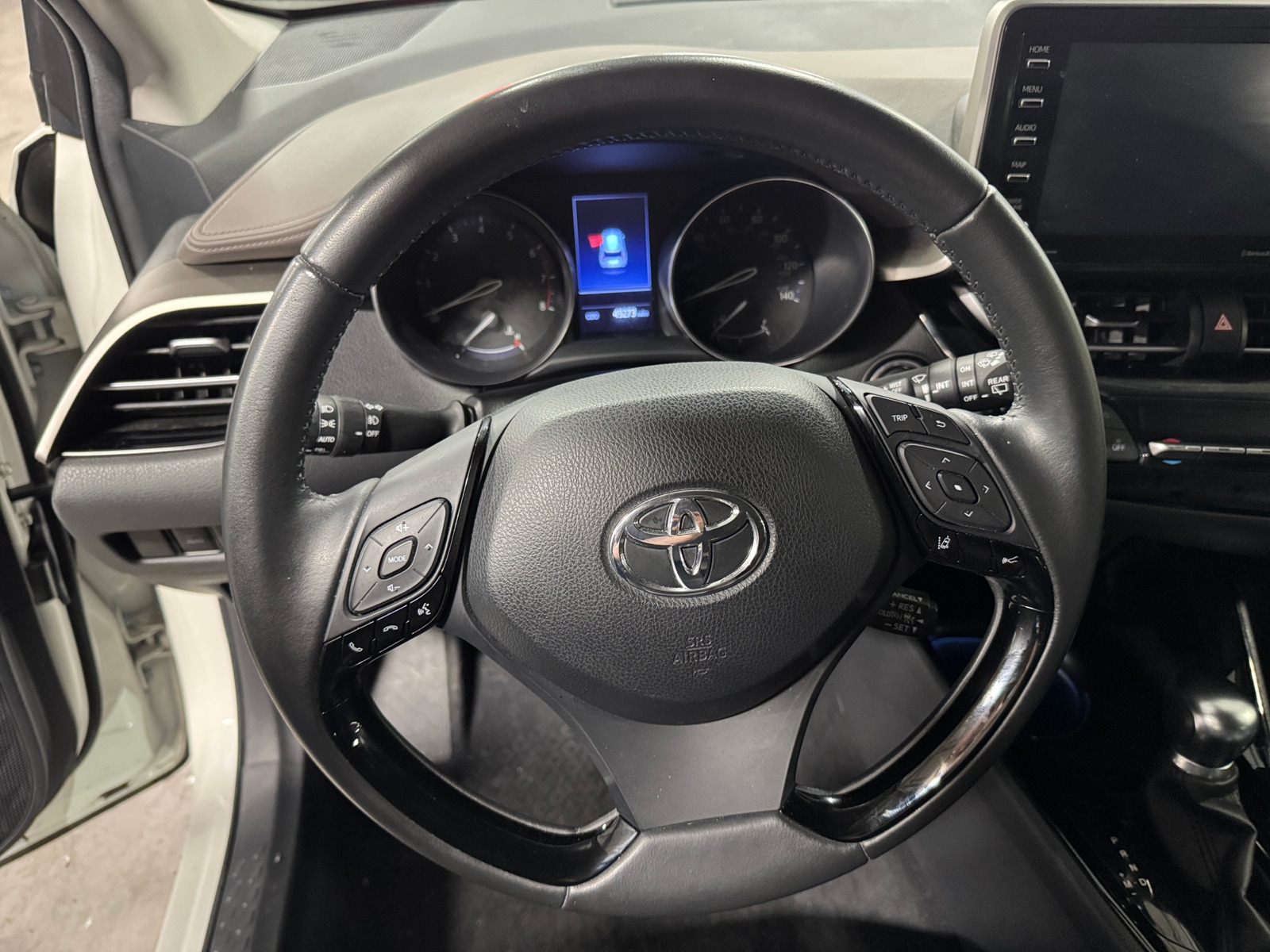 Thumbnail: 2020 Toyota C-HR - 4