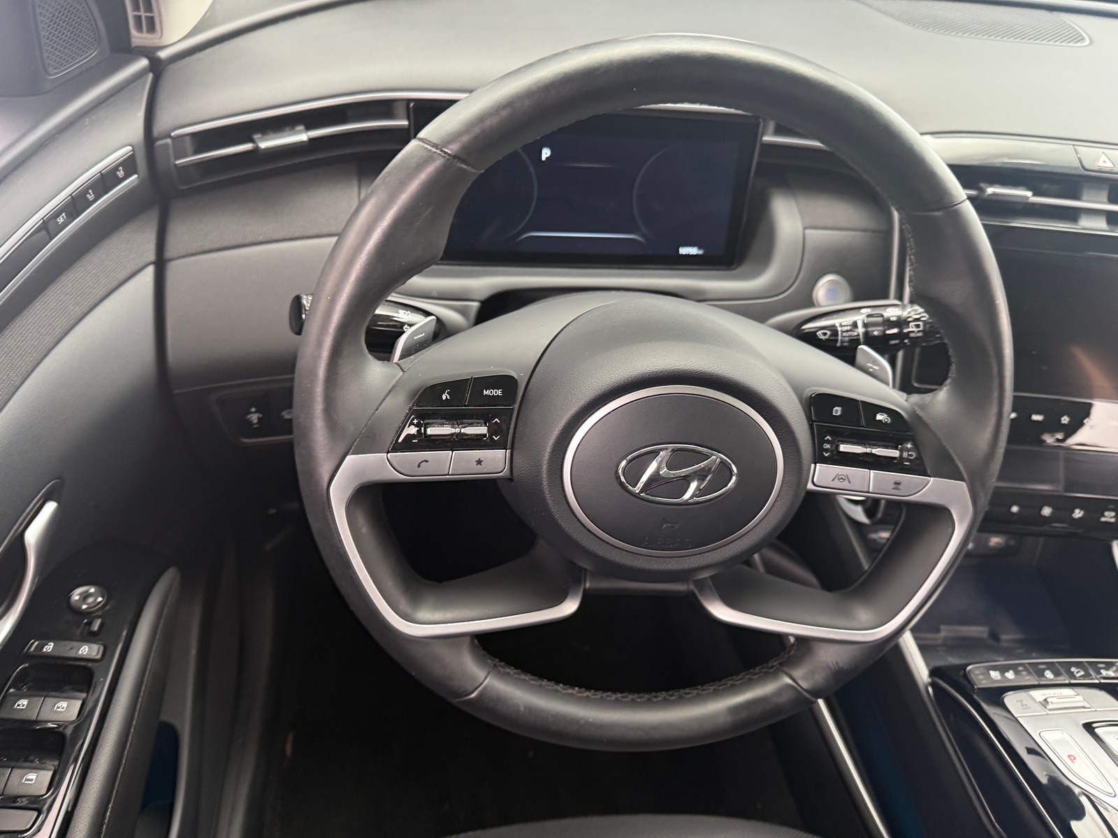 Thumbnail: 2022 Hyundai Tucson - 4