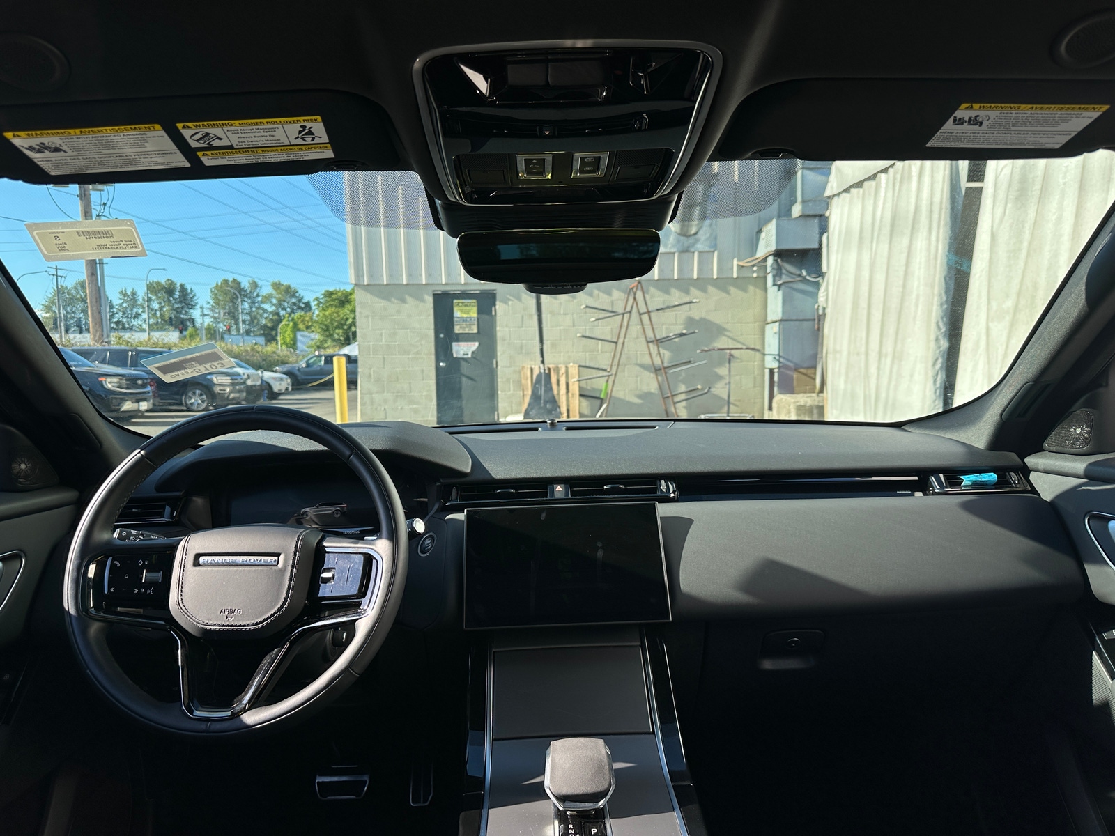 Thumbnail: 2025 Land Rover Range Rover Velar - 2
