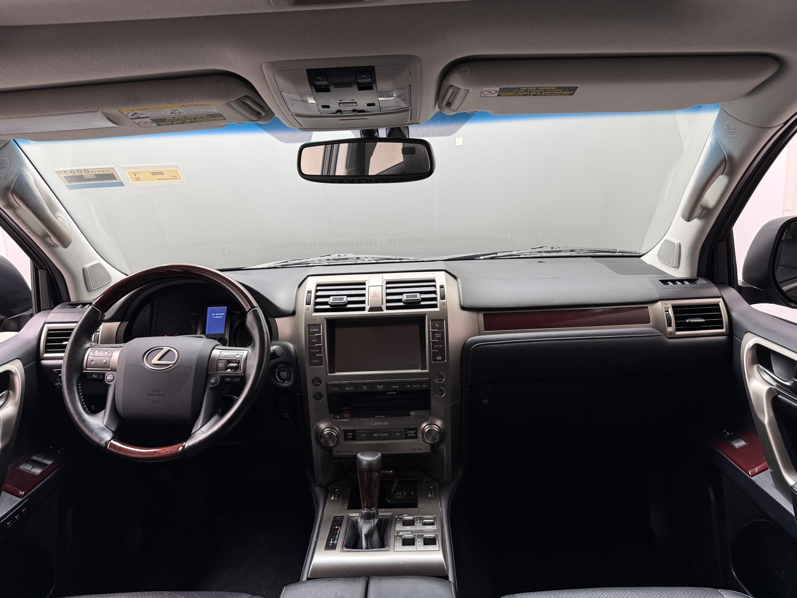 Thumbnail: 2019 Lexus GX - 3