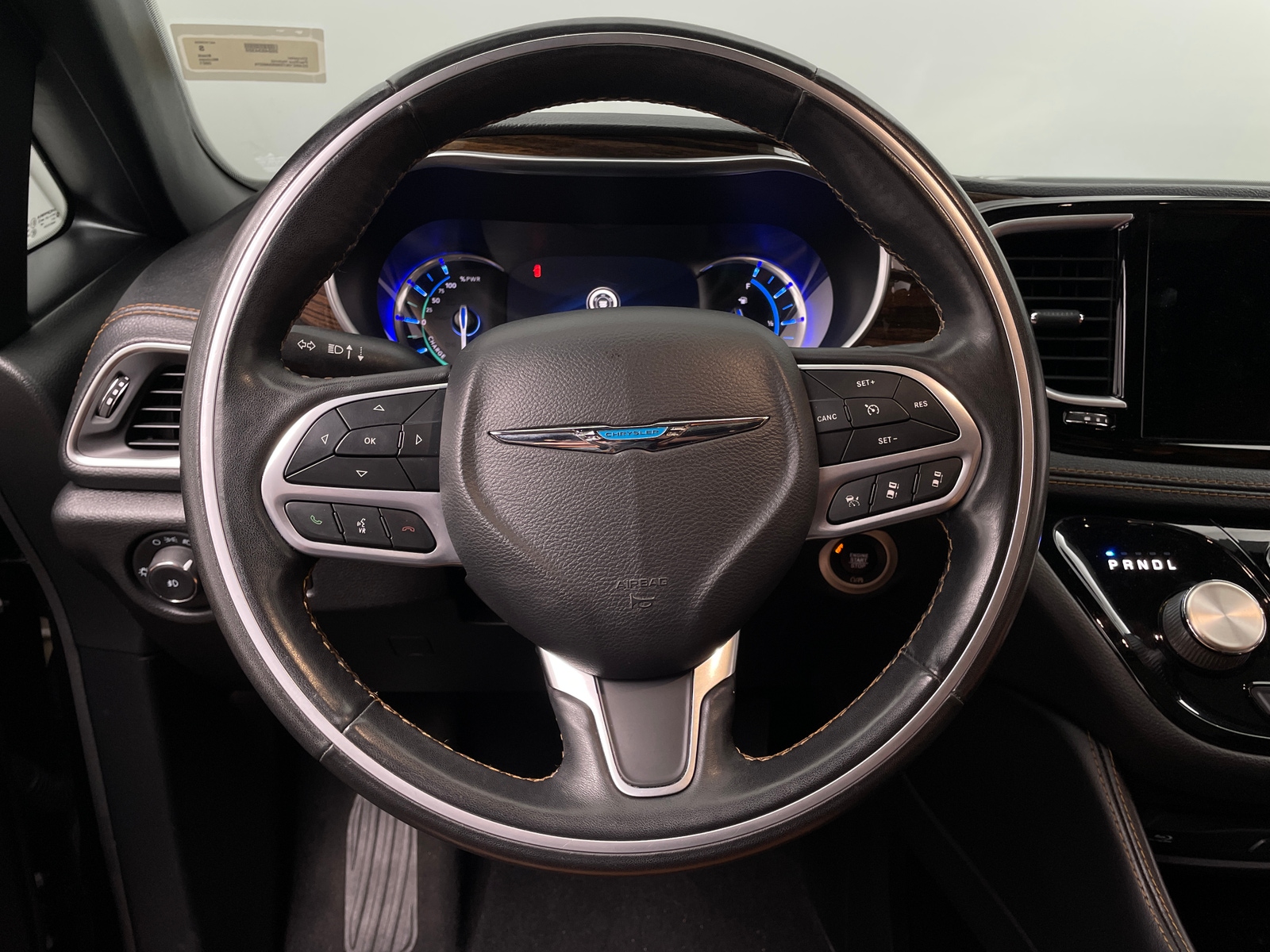 Thumbnail: 2021 Chrysler Pacifica - 4