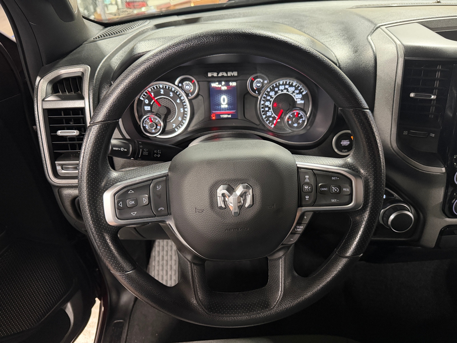 Thumbnail: 2025 RAM 1500 - 5