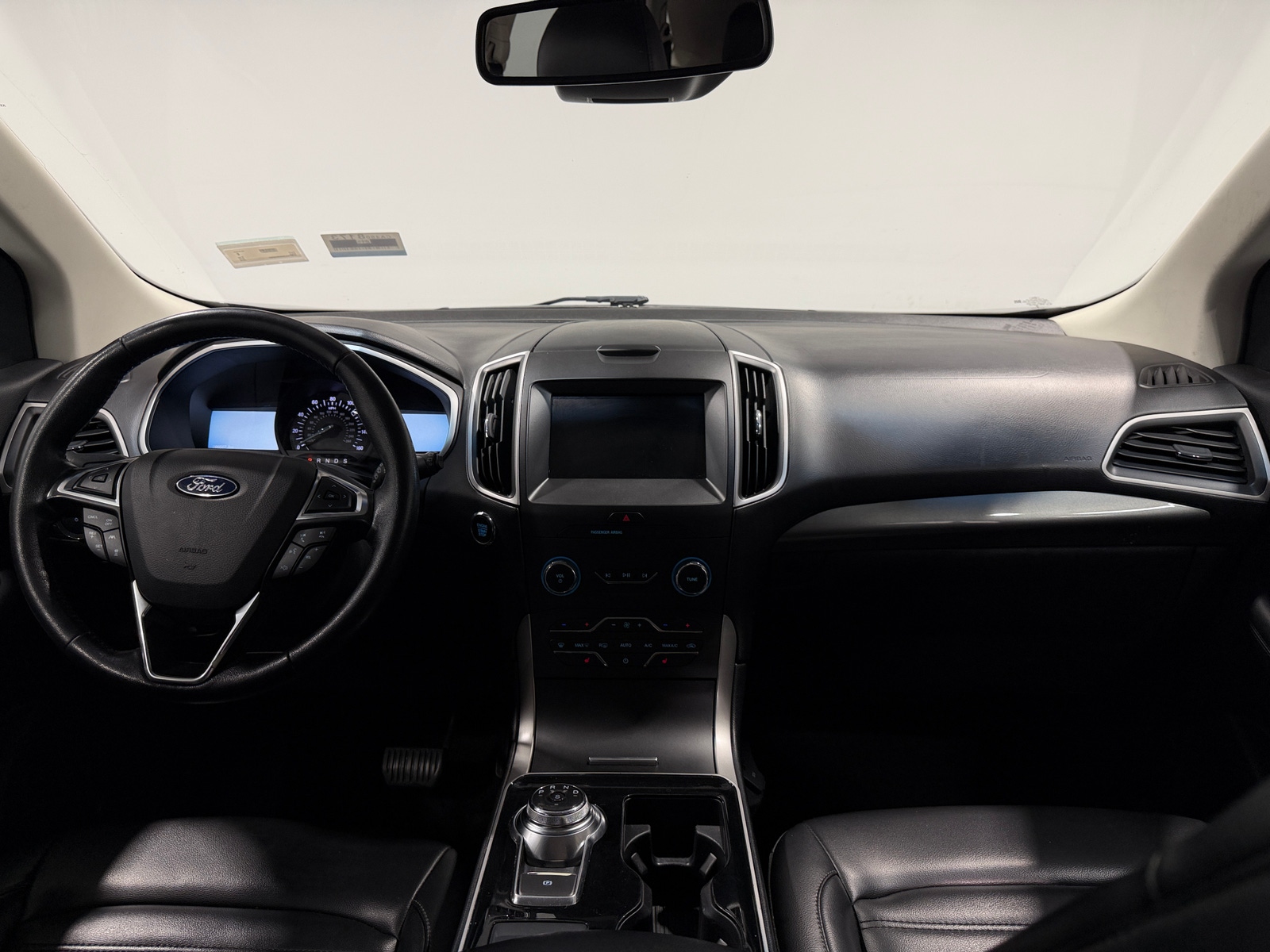 Thumbnail: 2019 Ford Edge - 2