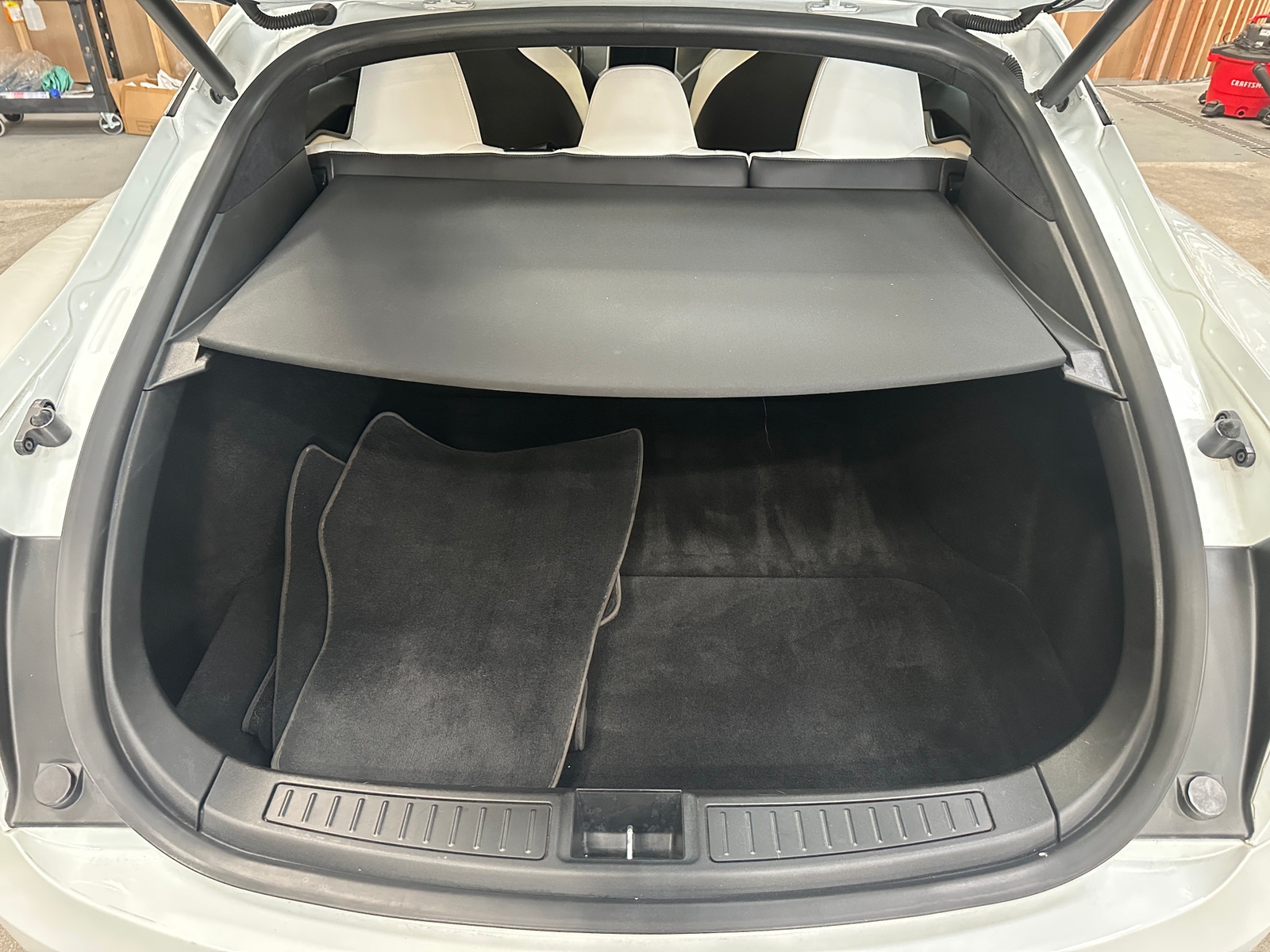 Thumbnail: 2018 Tesla Model S - 6